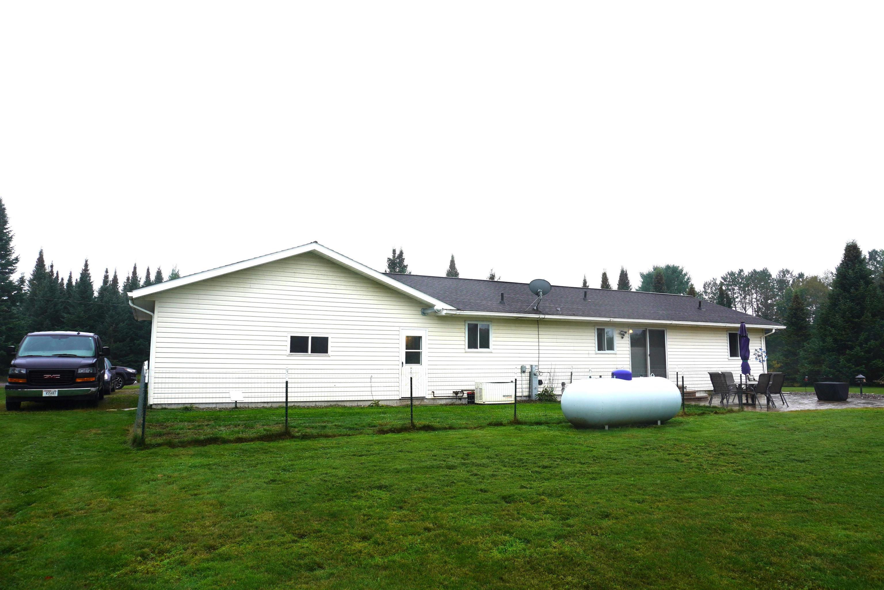 W7380 Mathews Road Property Photo 3