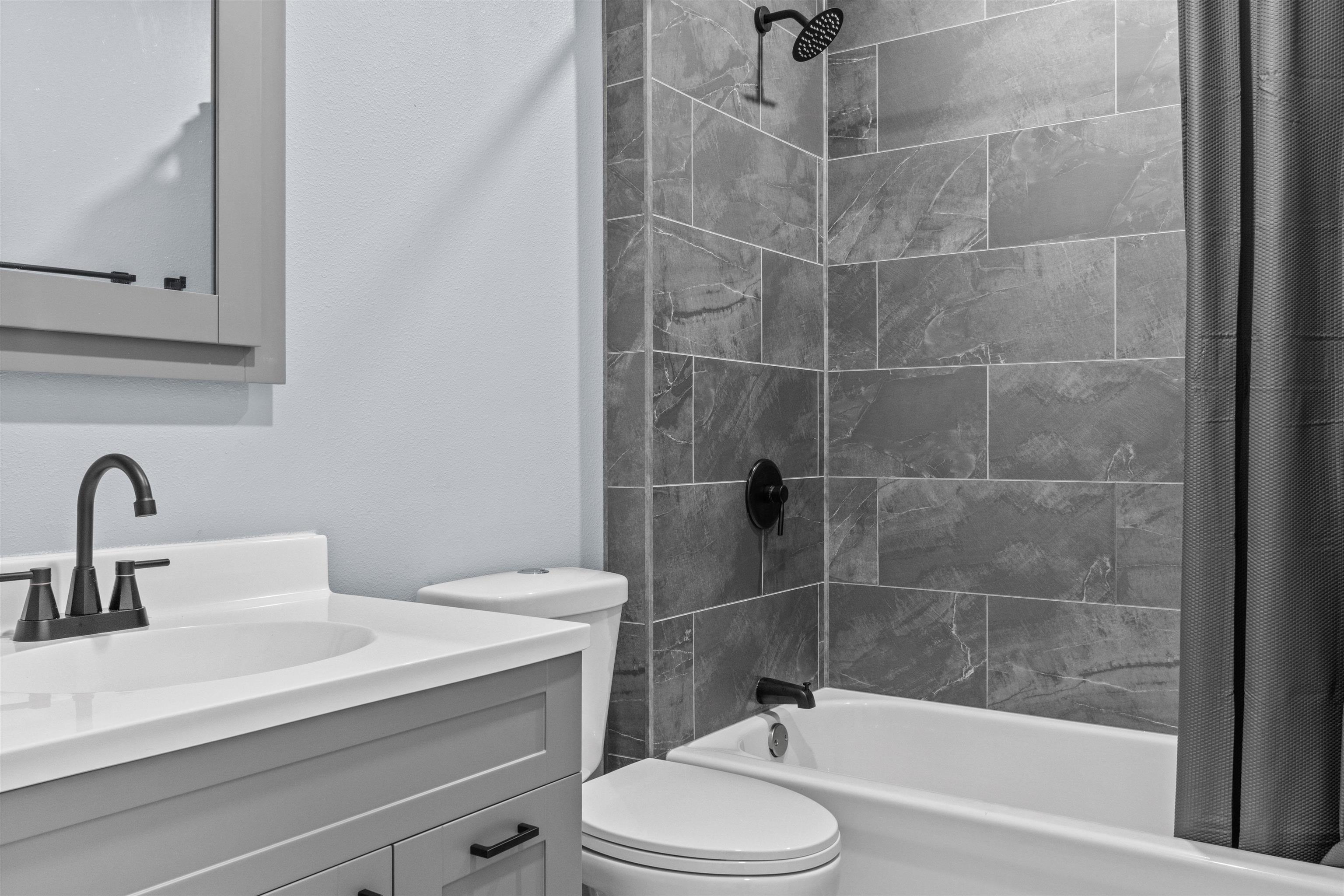 131 12th Street North Property Photo 3