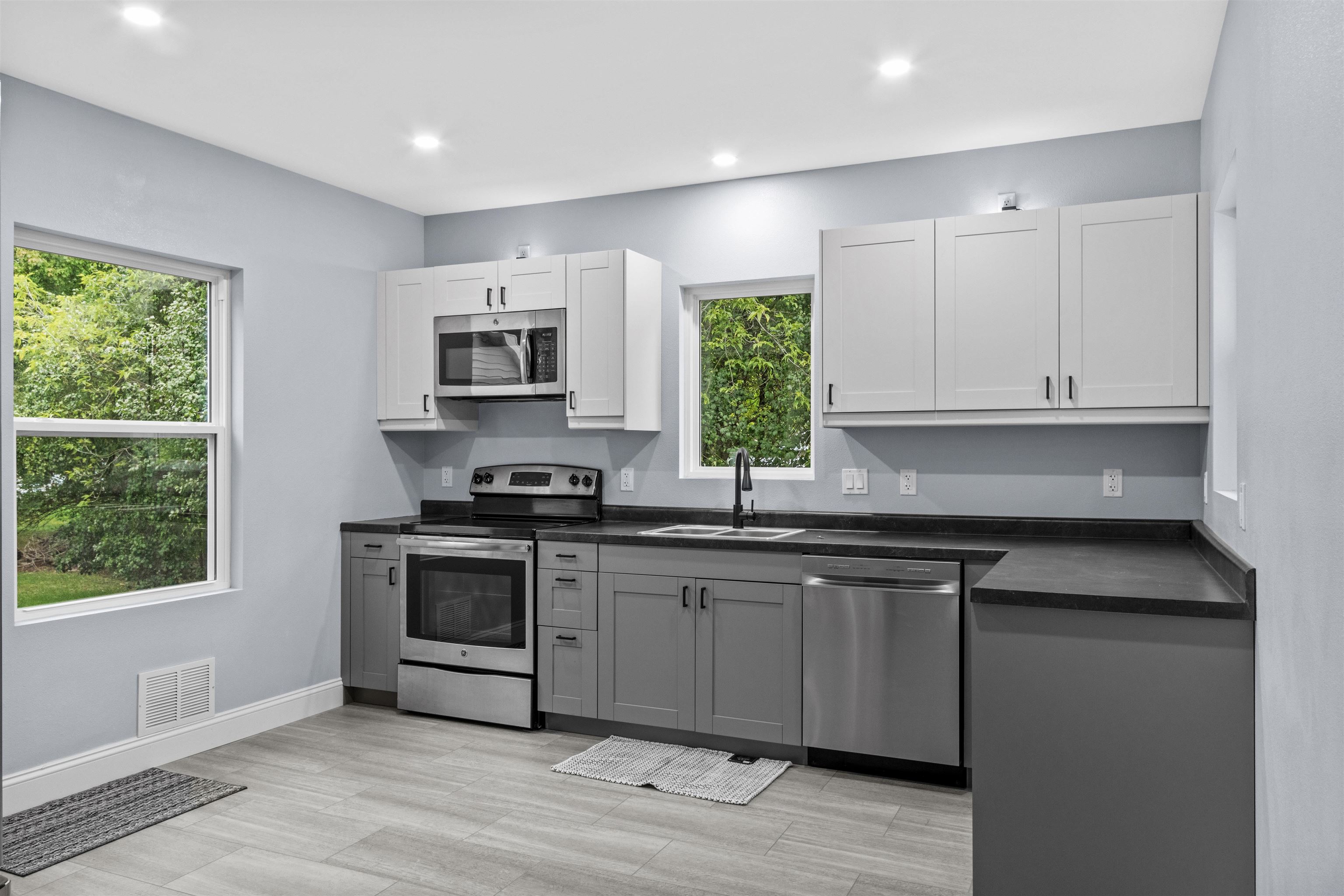 131 12th Street North Property Photo 6