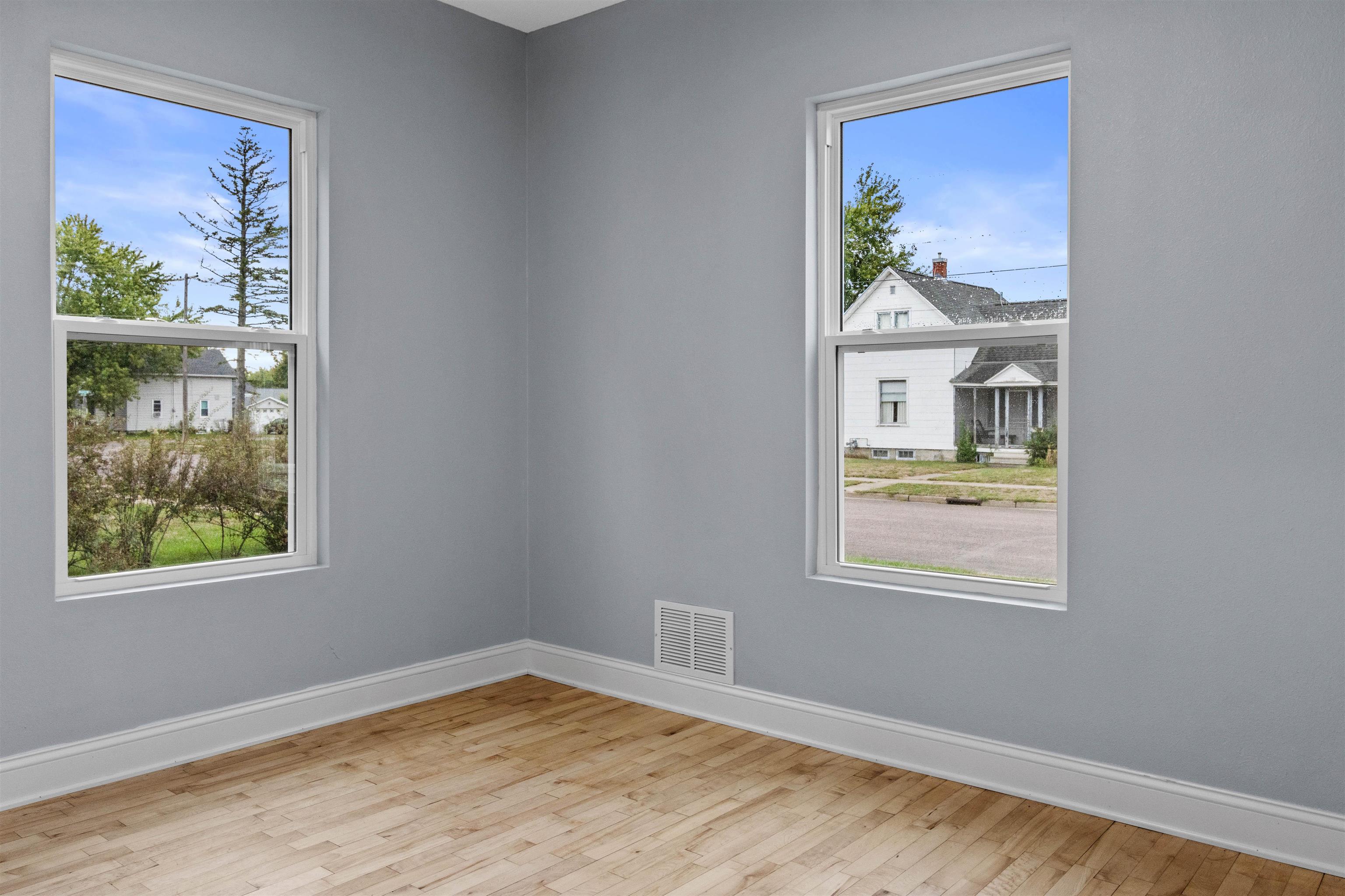 131 12th Street North Property Photo 23