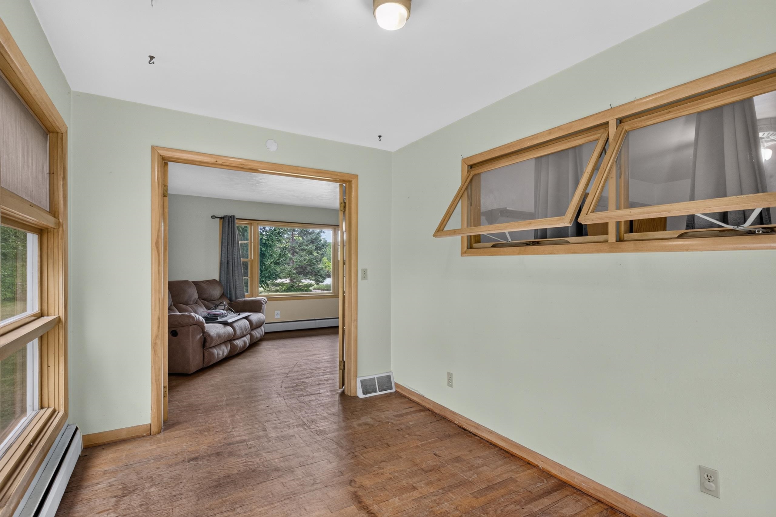 440 Edgewood Lane Property Photo 6