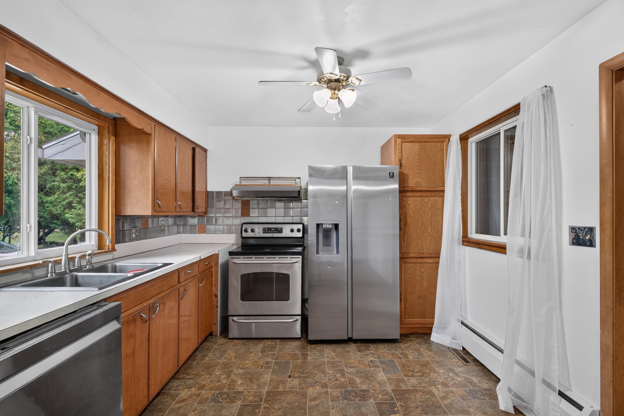 440 Edgewood Lane Property Photo 10