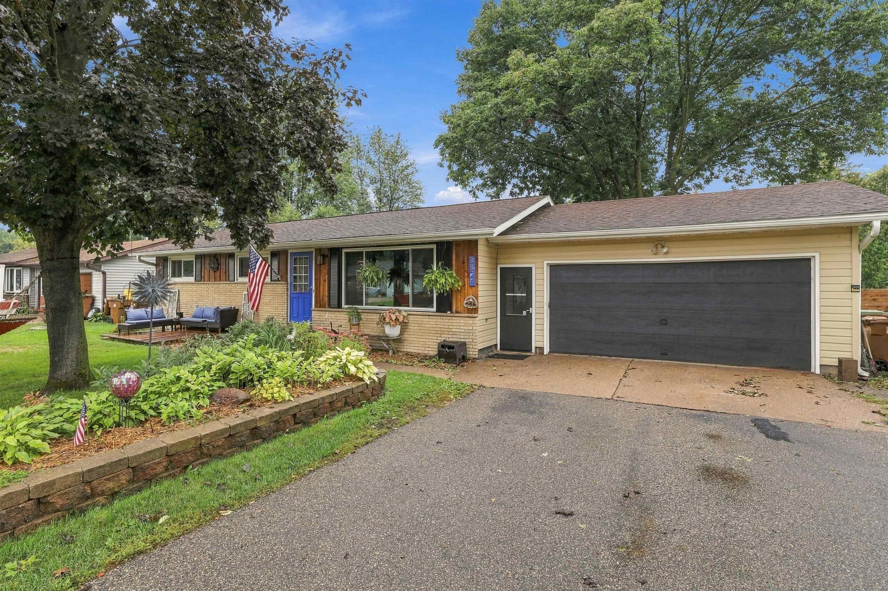 3324 Lindbergh Avenue Property Photo 3