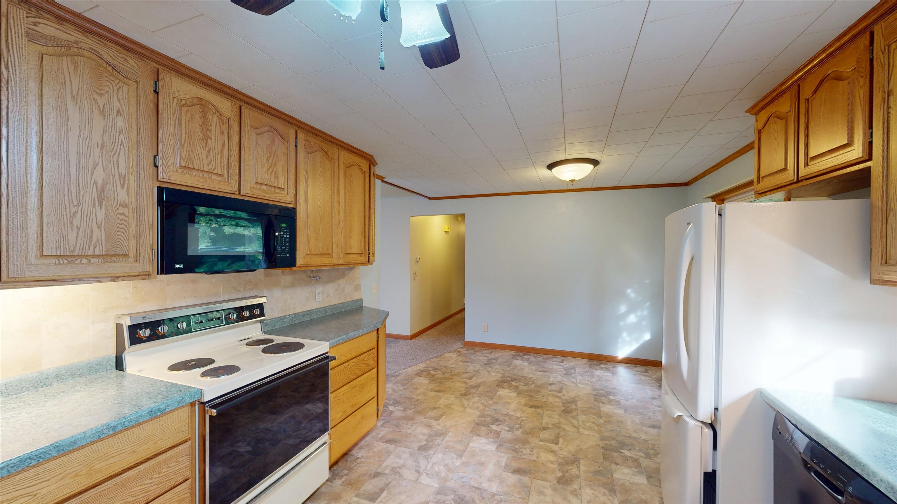 216489 State Highway 13 Property Photo 19