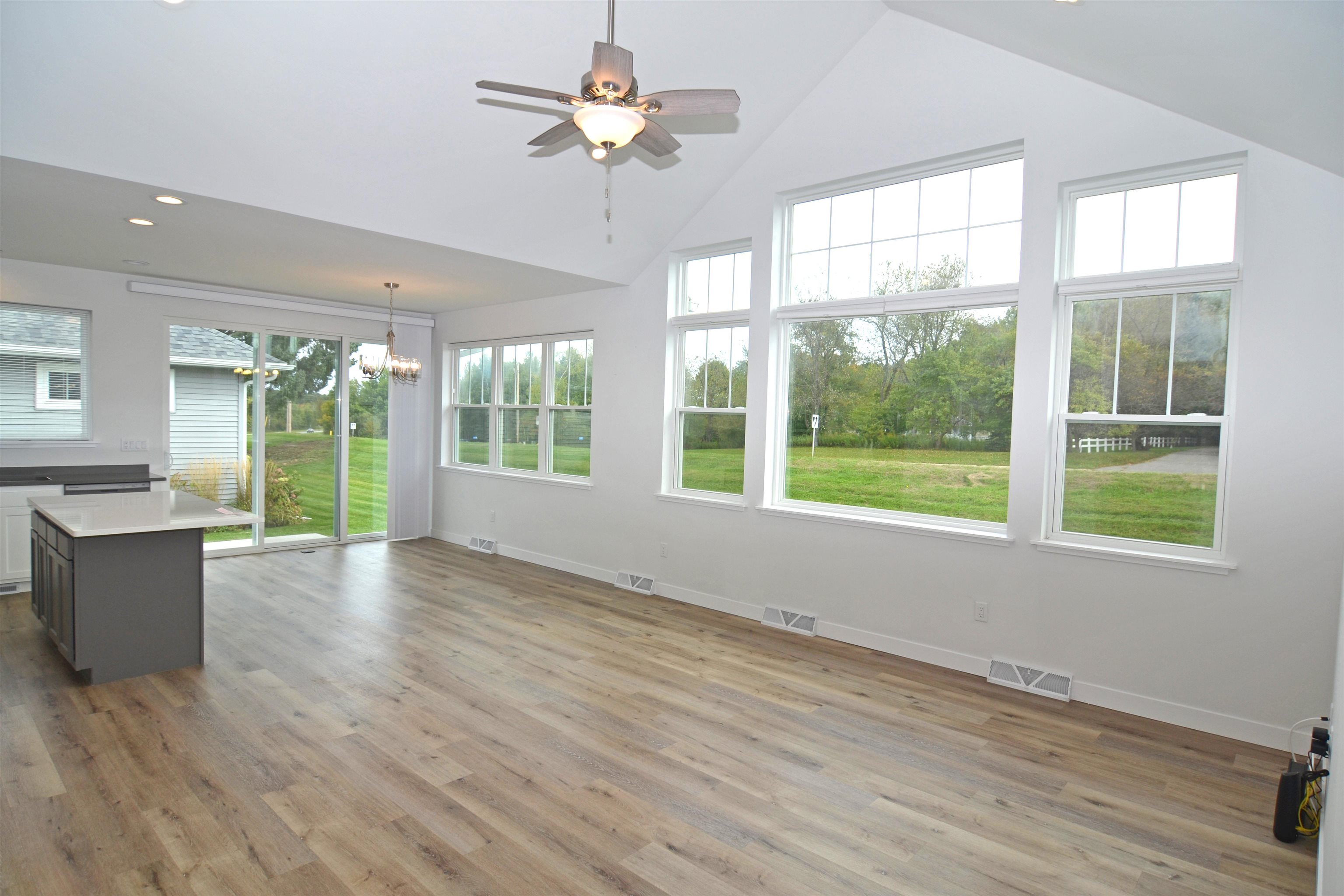 9507 Excalibur Drive Property Photo 9