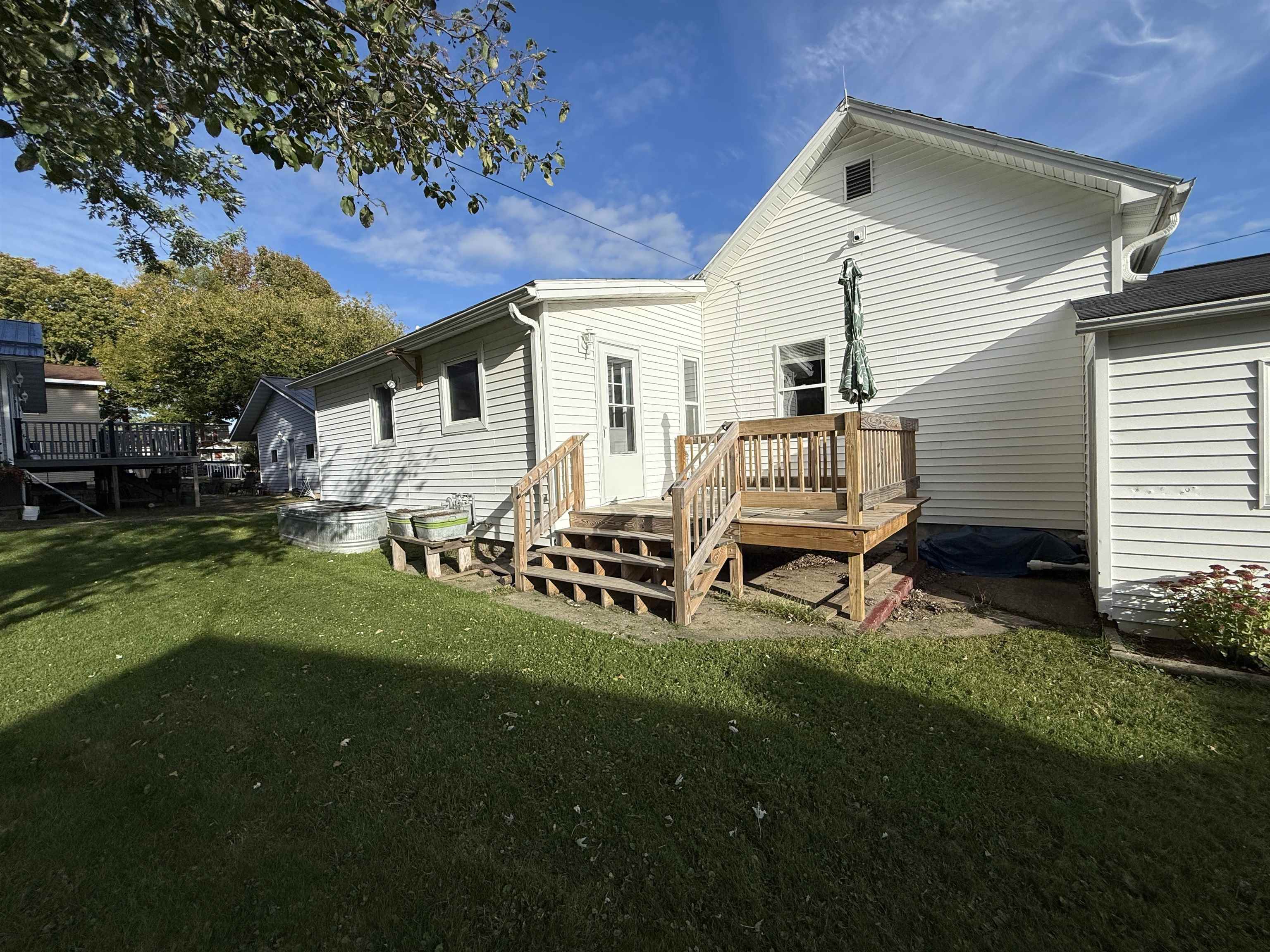 403 Forest Street Property Photo 8