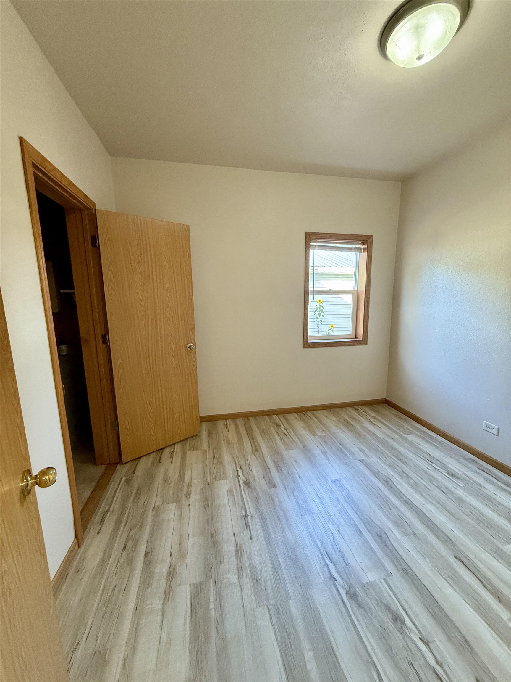 403 Forest Street Property Photo 18