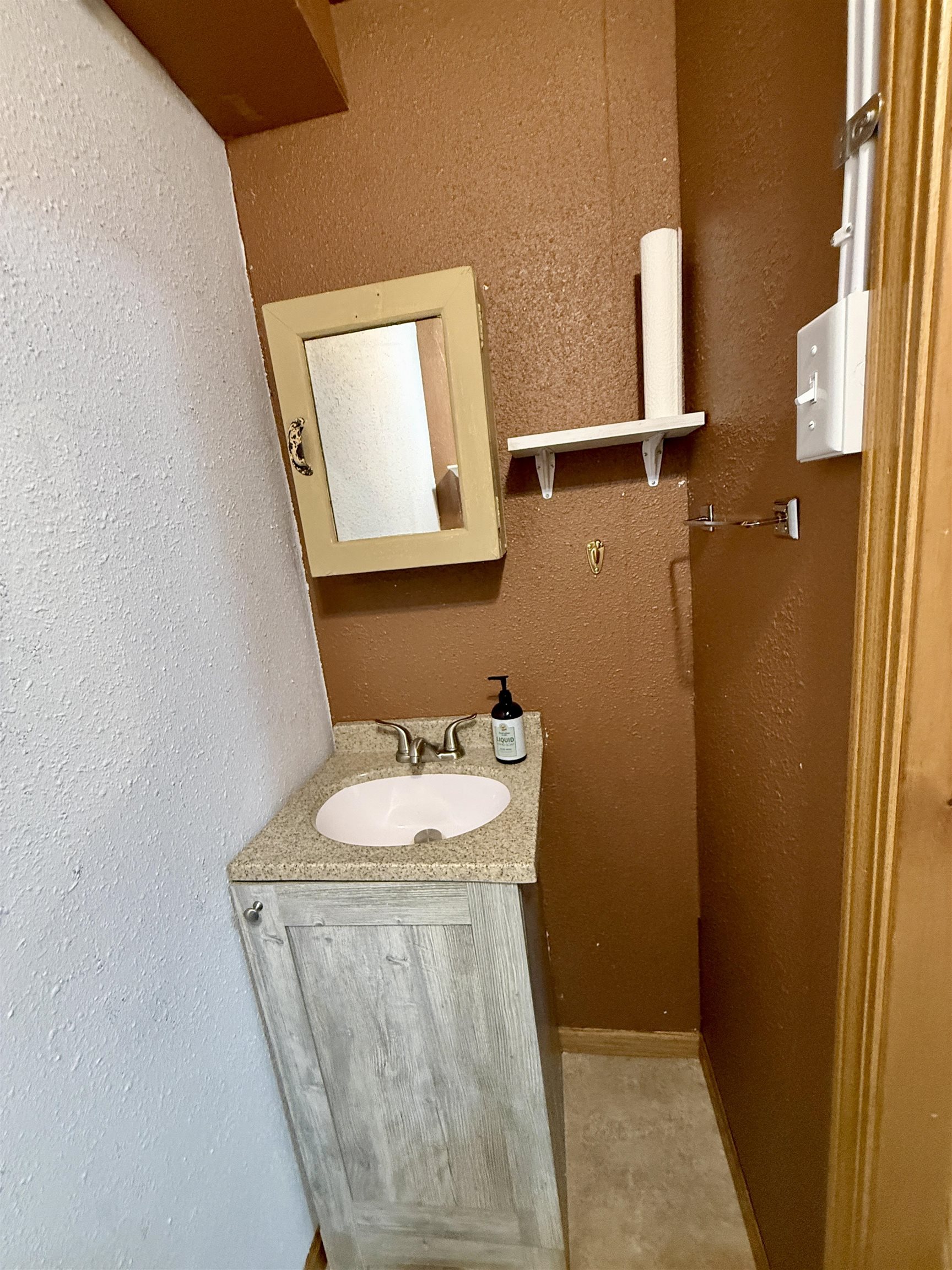 403 Forest Street Property Photo 21