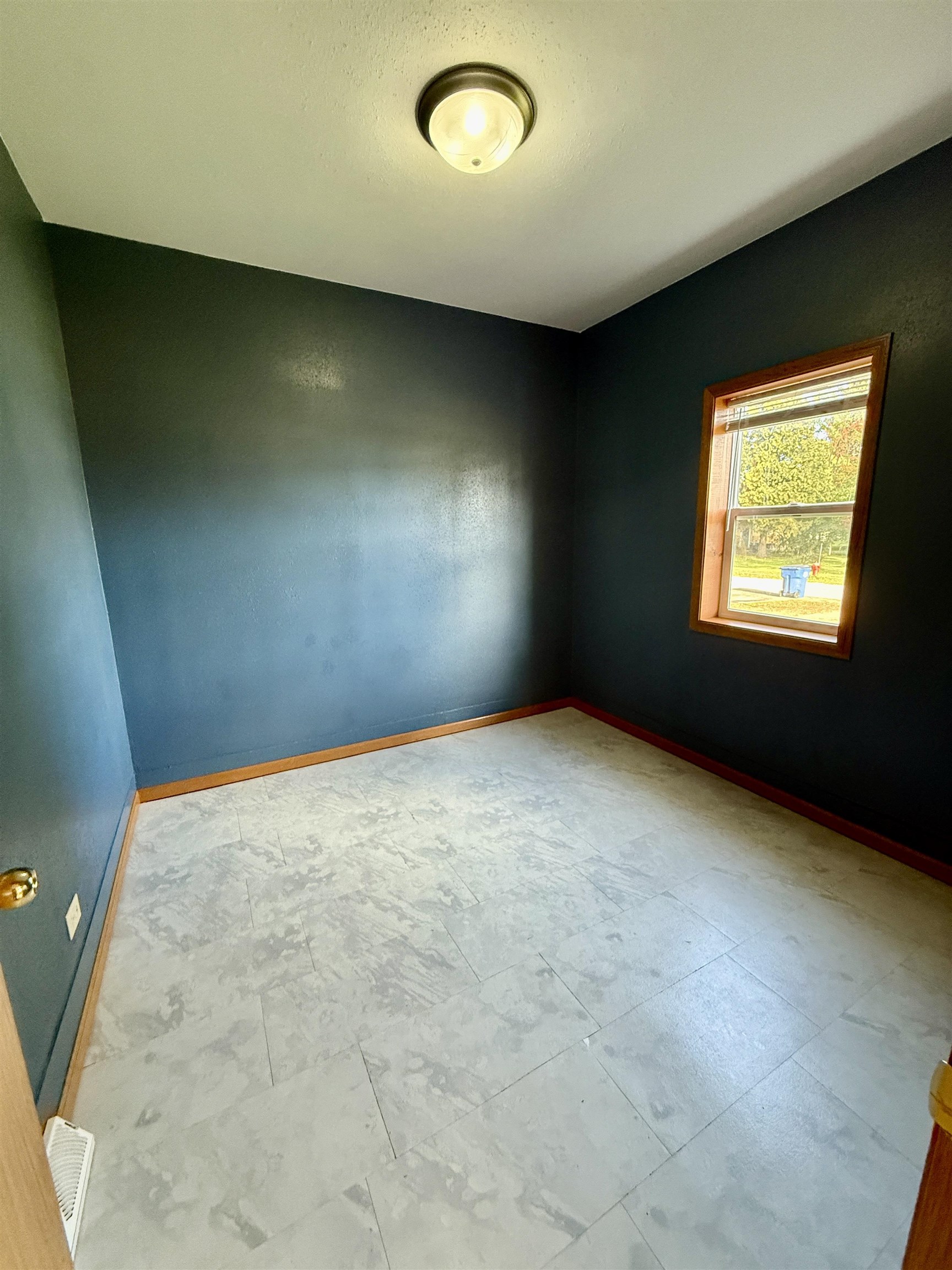 403 Forest Street Property Photo 22