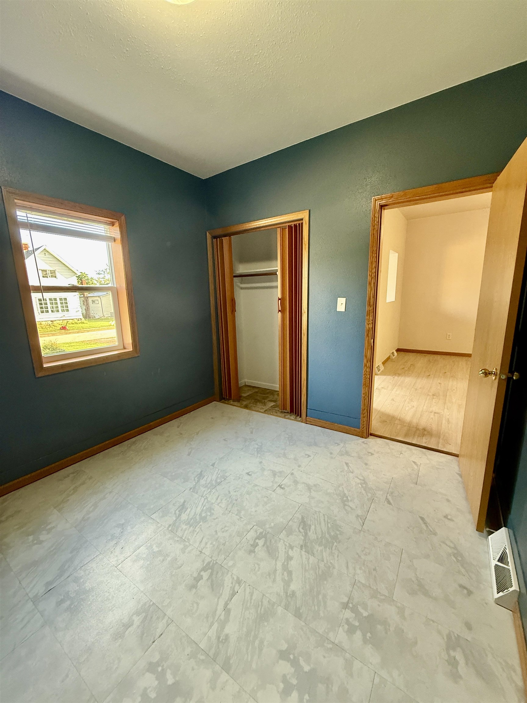 403 Forest Street Property Photo 23