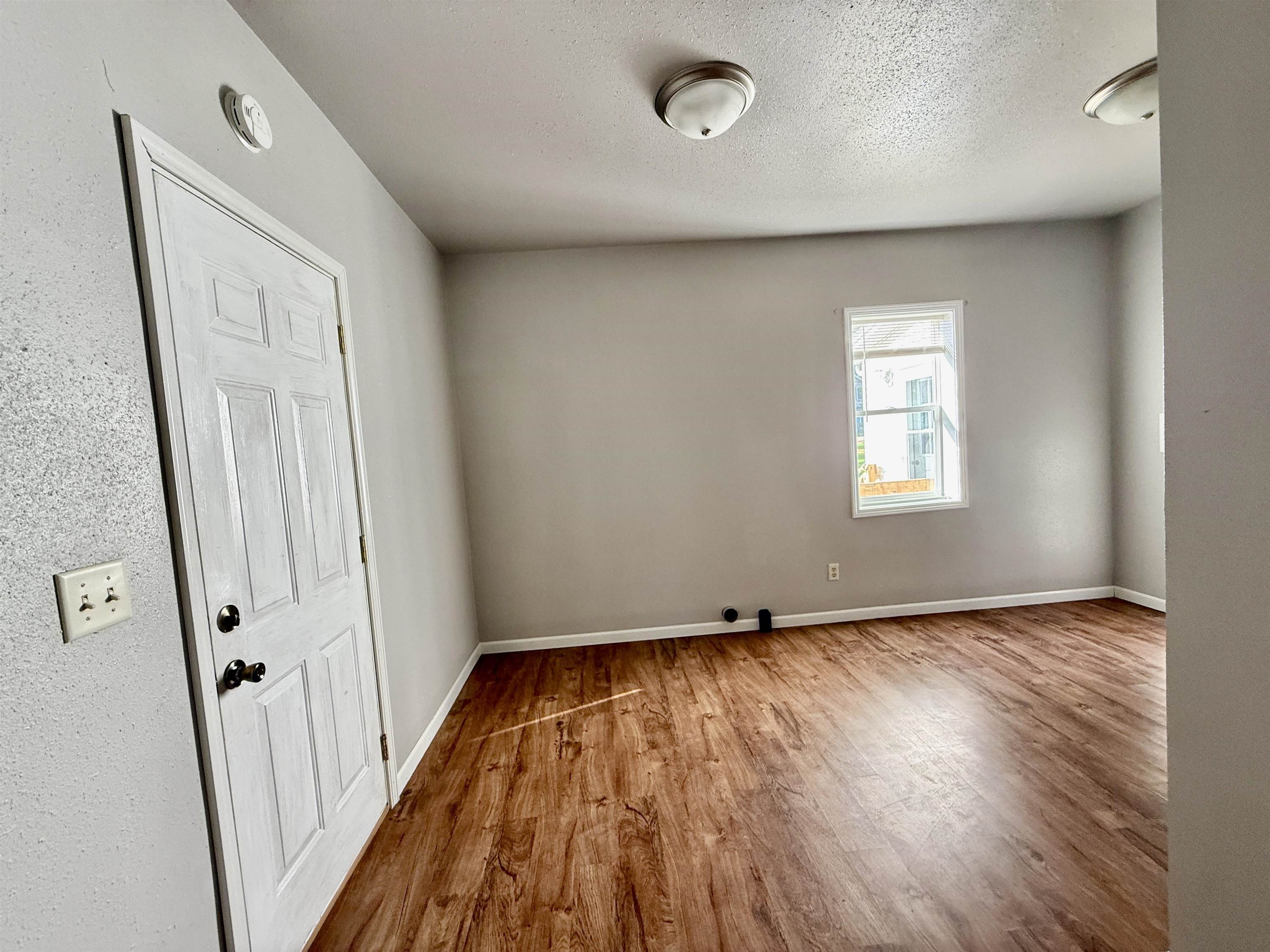 403 Forest Street Property Photo 24