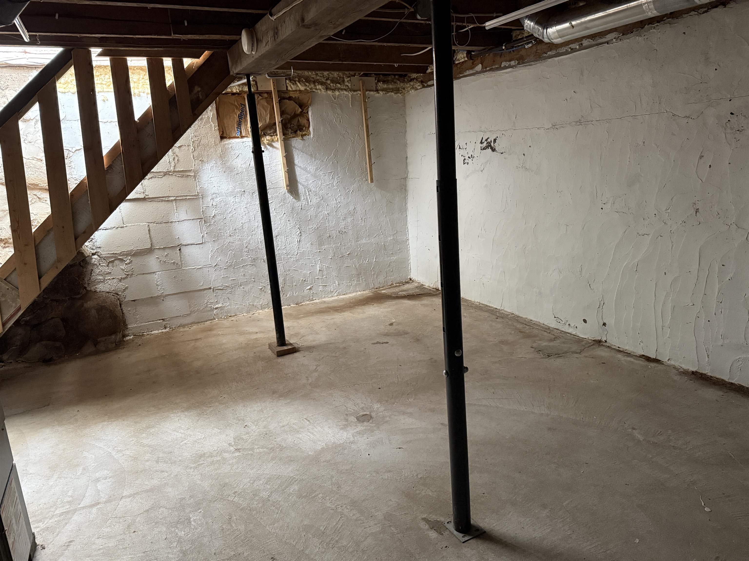 403 Forest Street Property Photo 33