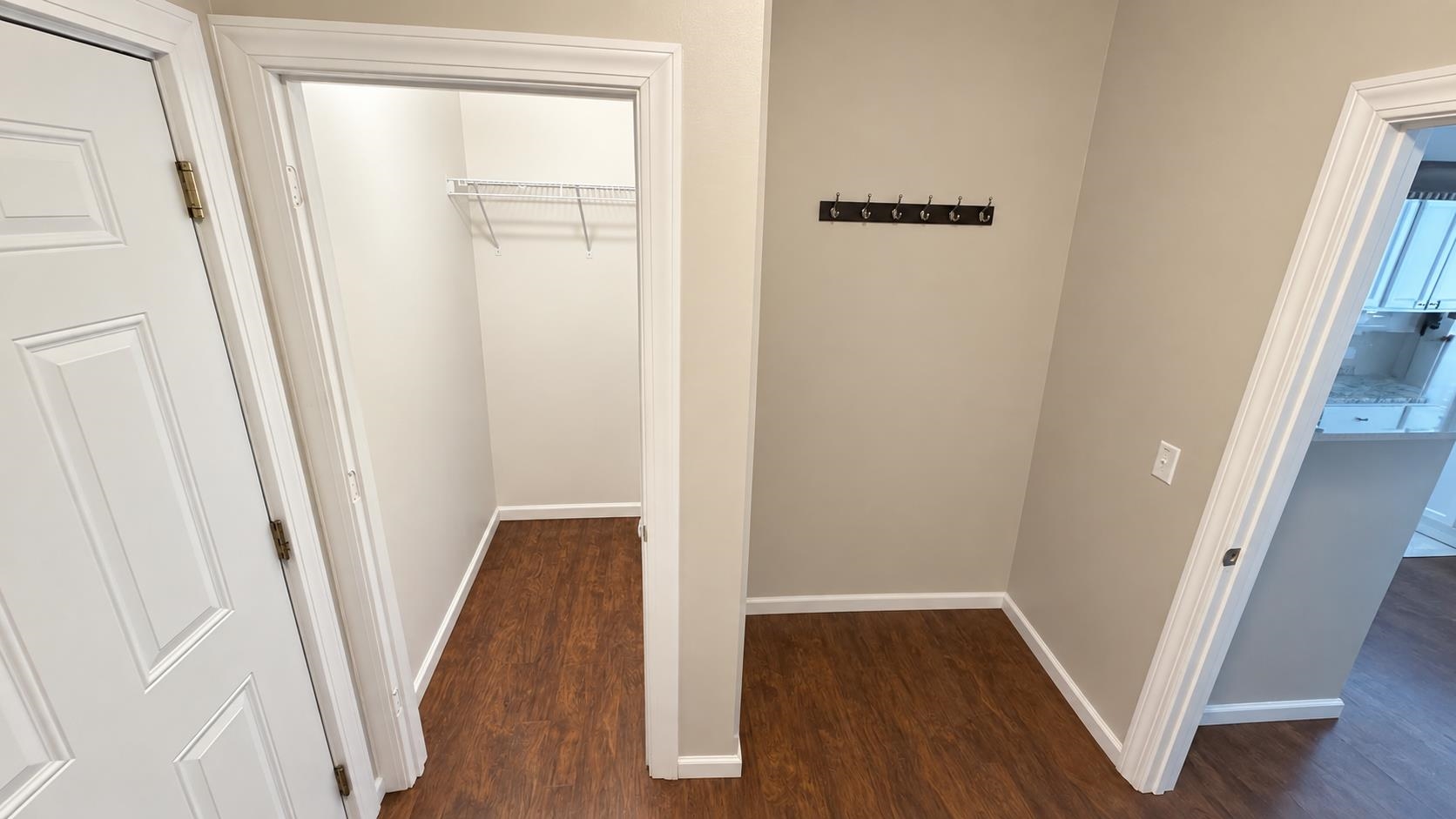 910 Torrey Pines Way Property Photo 20