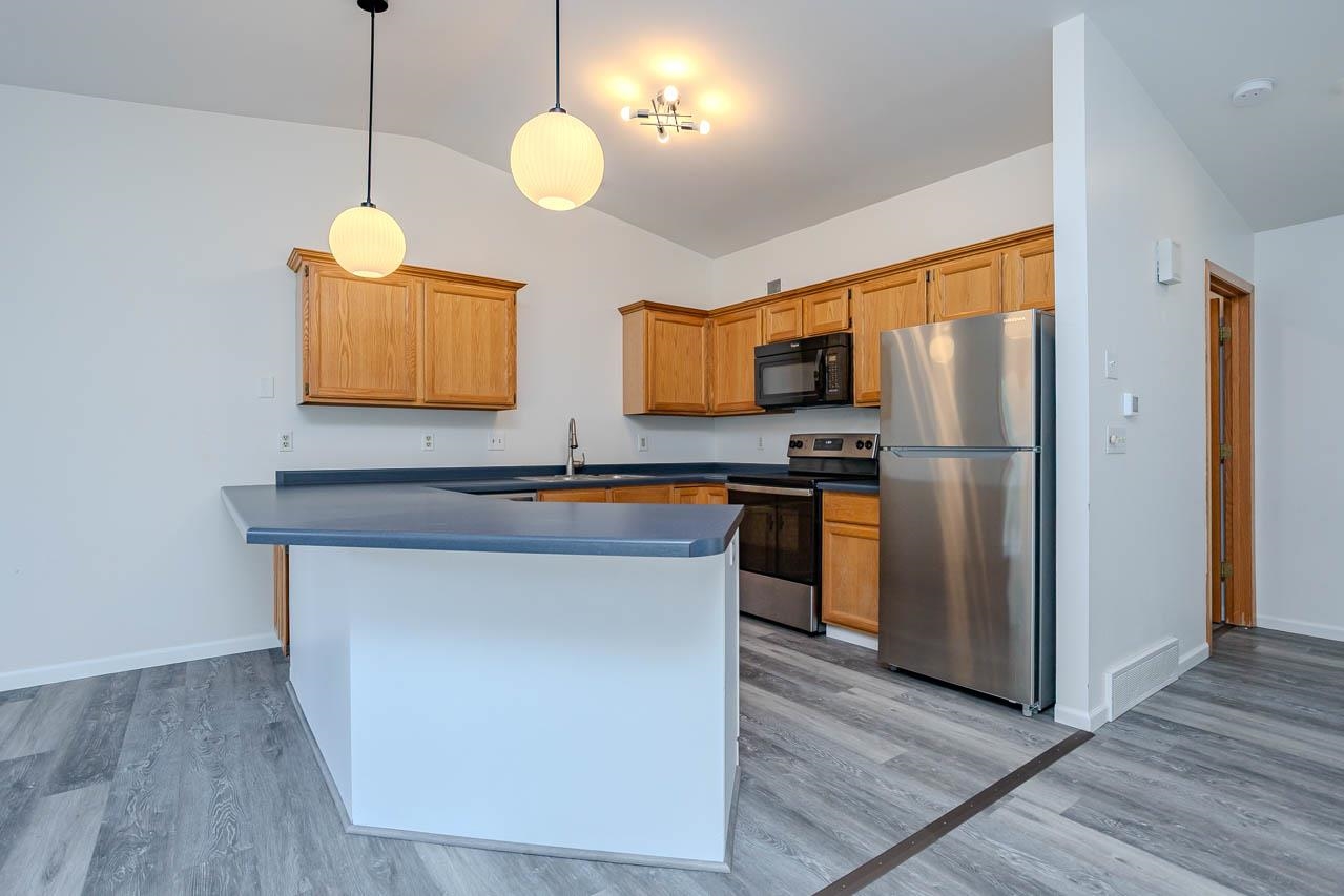 152573-152575 Iris Lane Property Photo 37