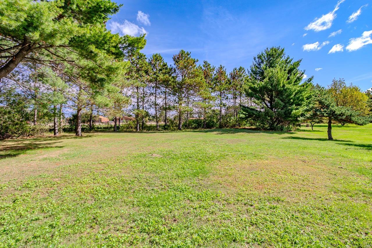152573-152575 Iris Lane Property Photo 59