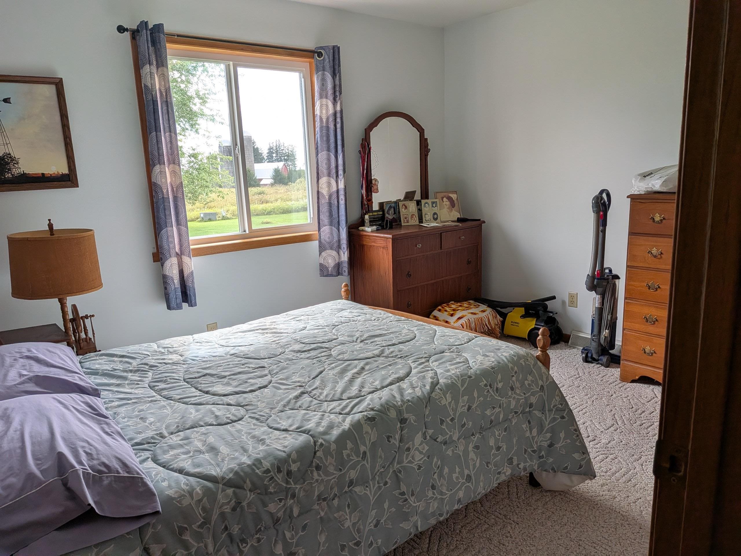 1107 E Apple Street Property Photo 7
