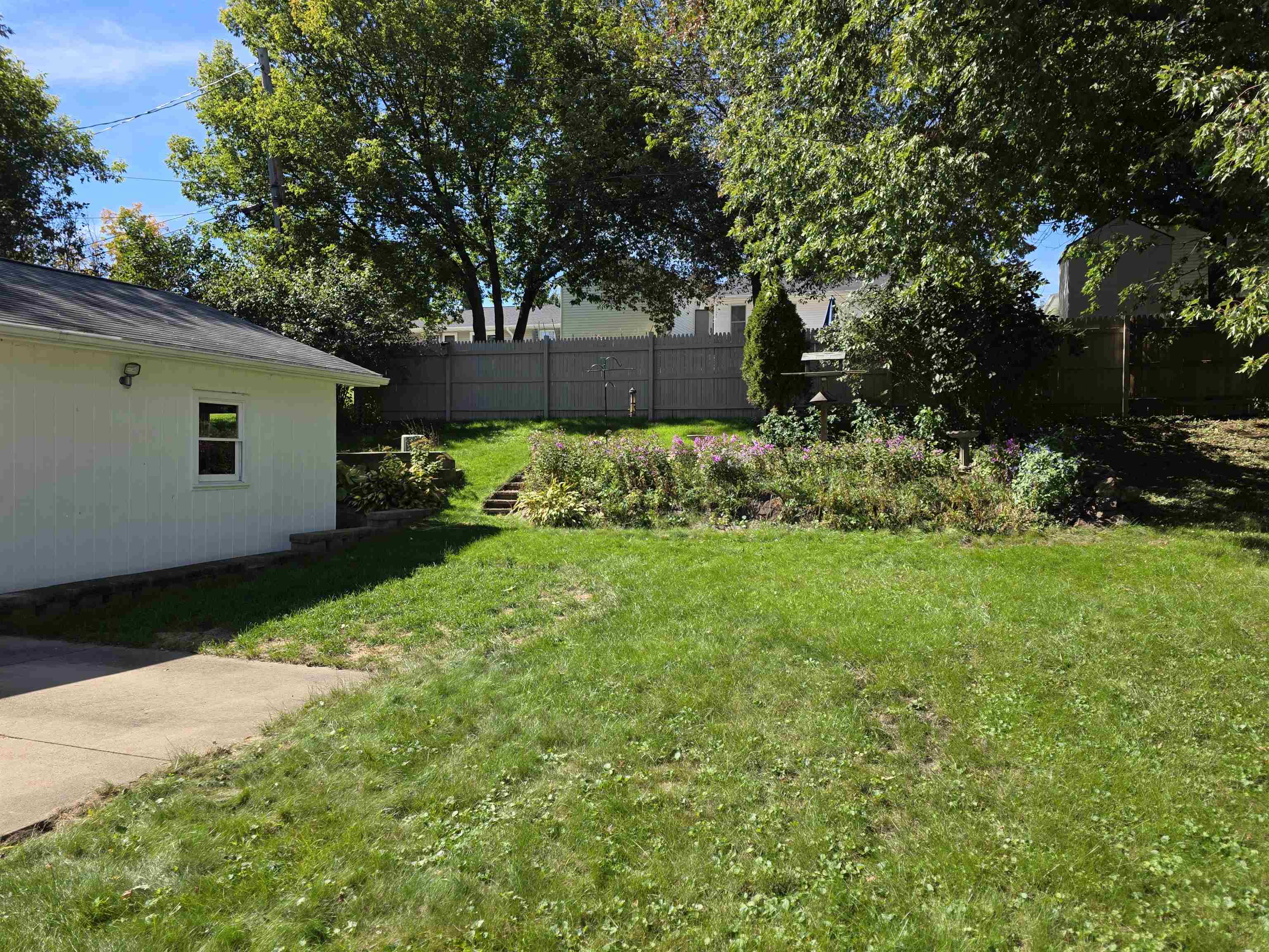 1426 N 1st Avenue Property Photo 12