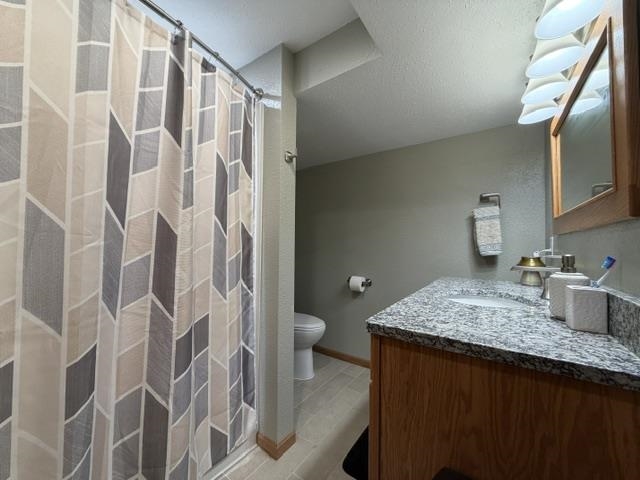 8325 County Road B Property Photo 29