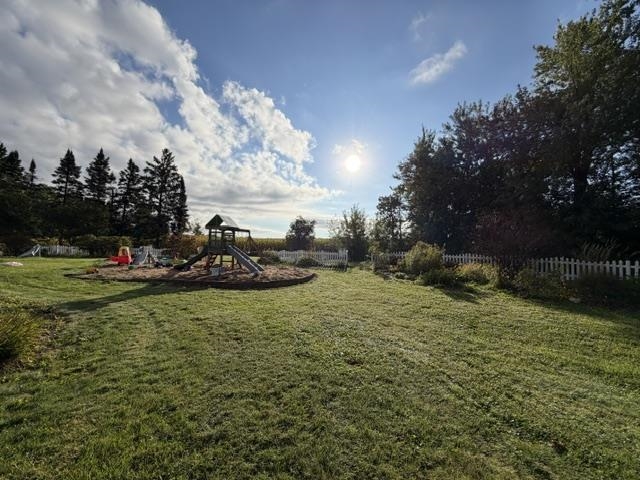 8325 County Road B Property Photo 37