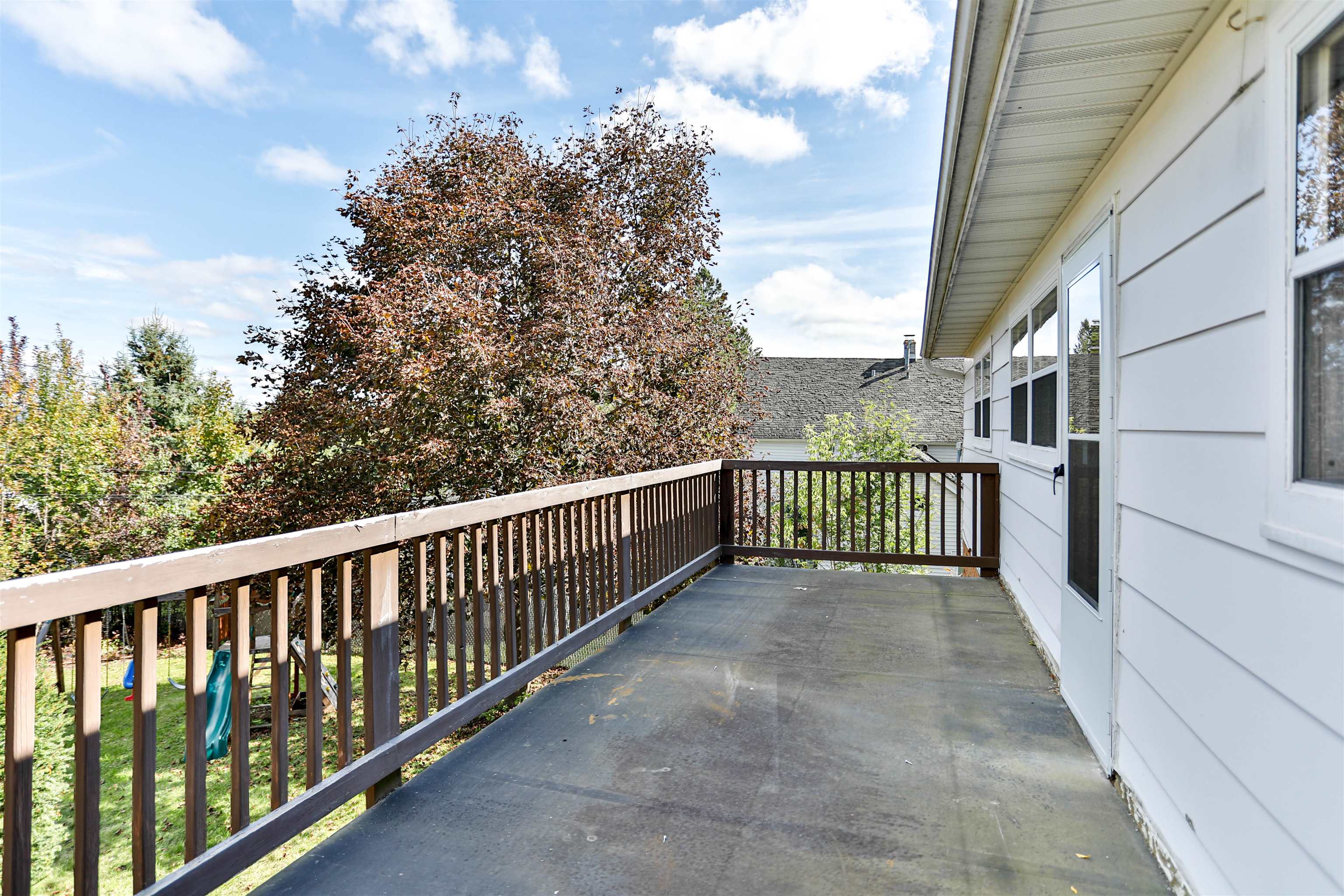 1008 Elm Street Property Photo 5