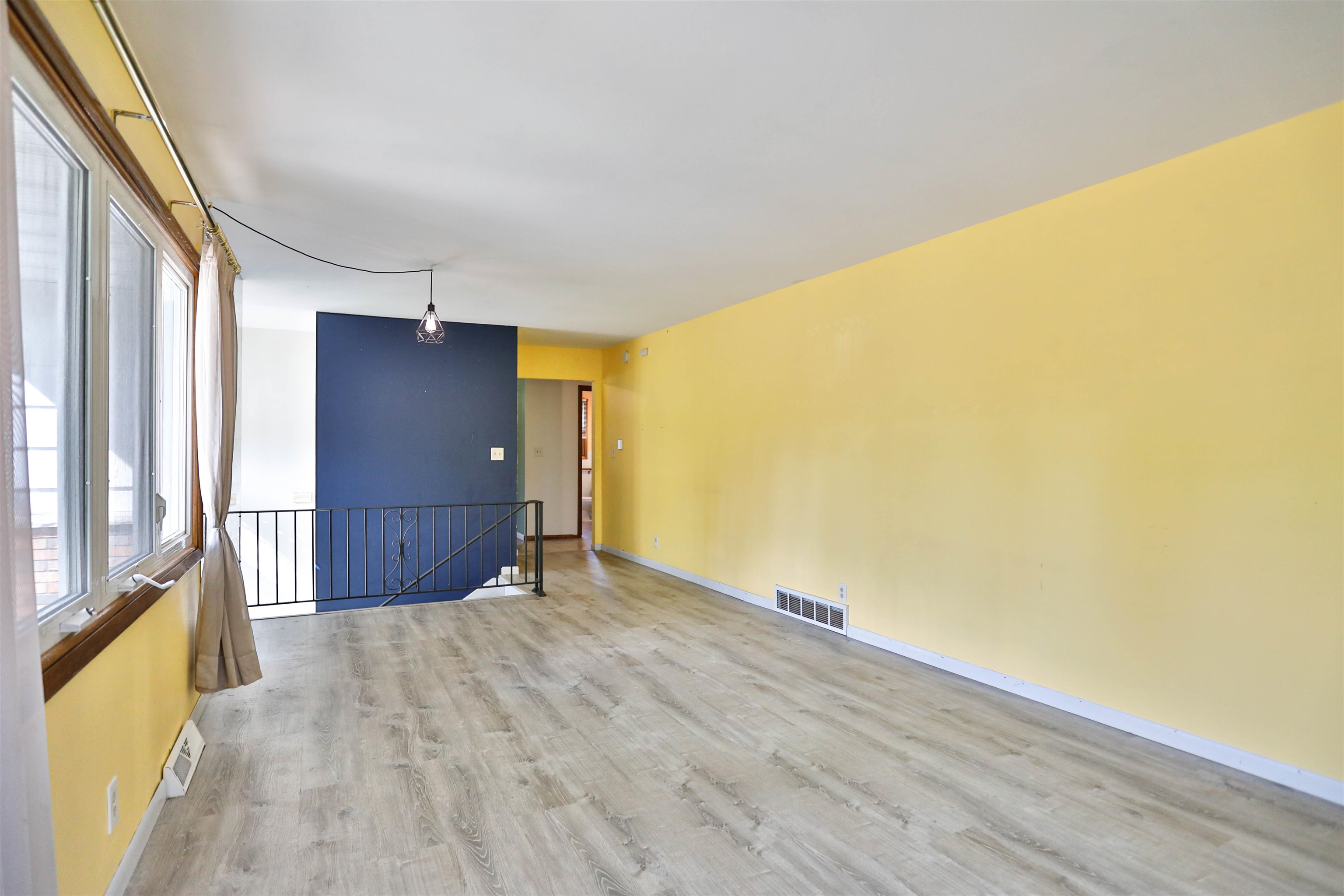 1008 Elm Street Property Photo 9