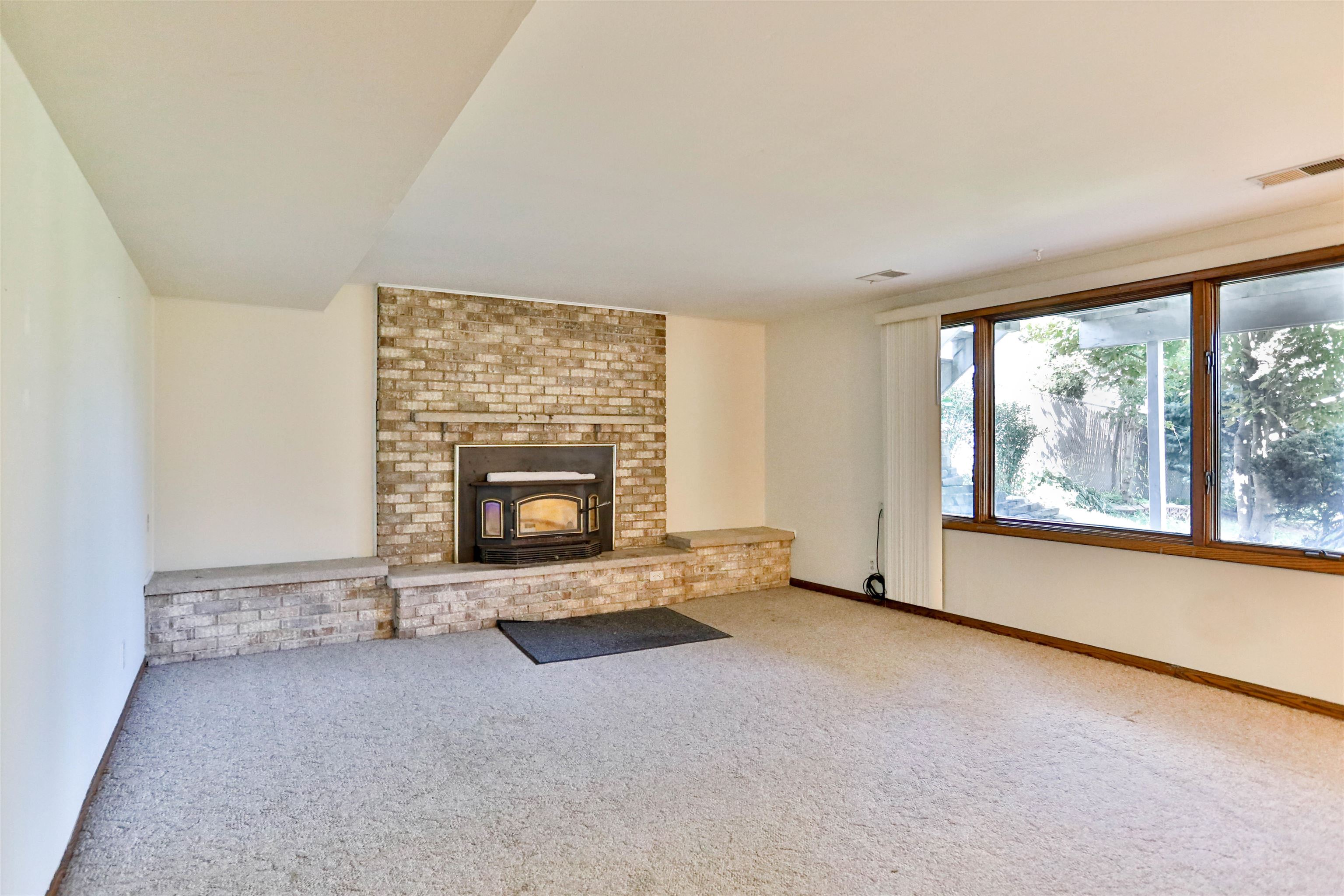 1008 Elm Street Property Photo 29