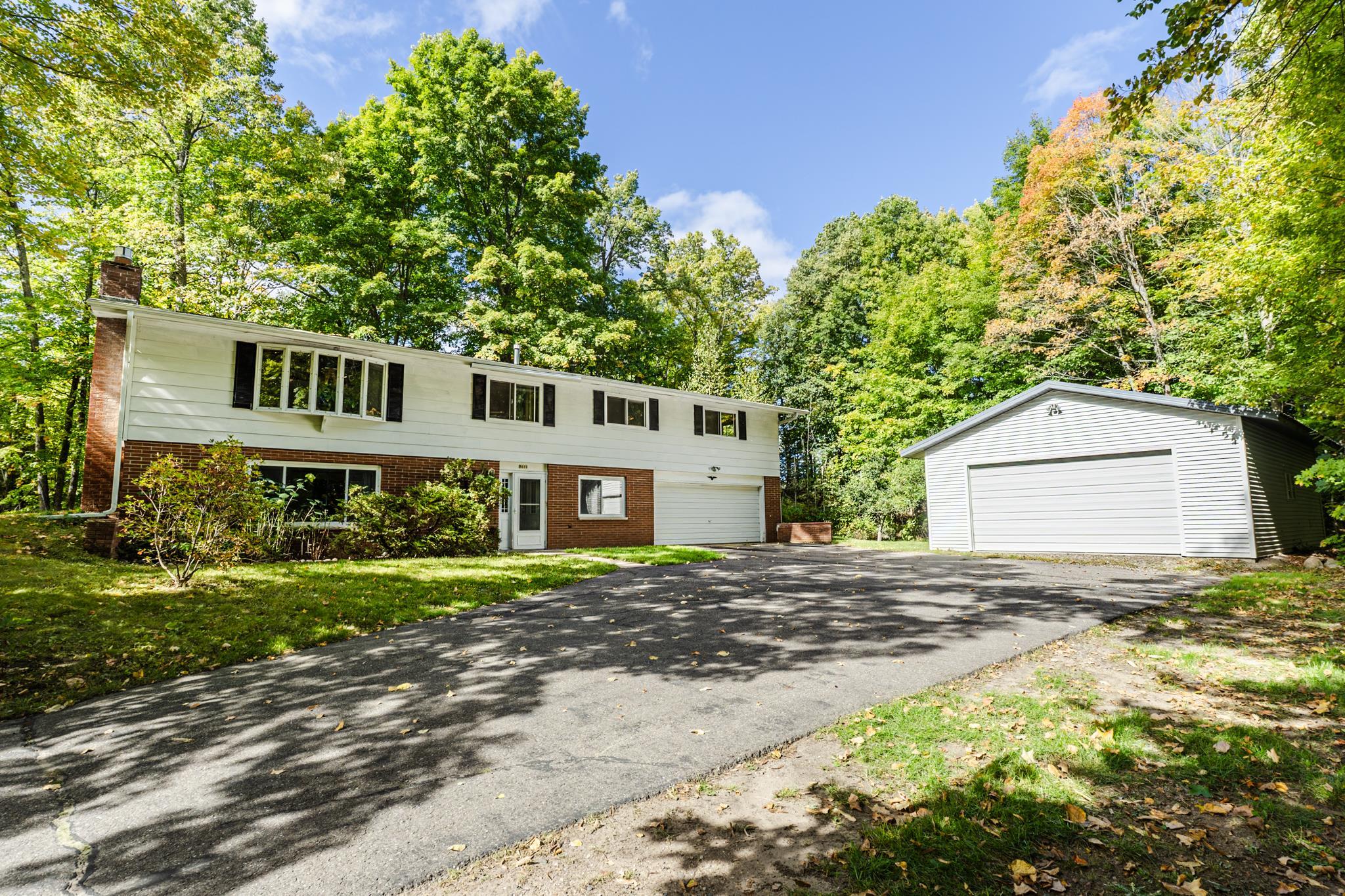 5610 Timber Lodge Road Property Photo 1