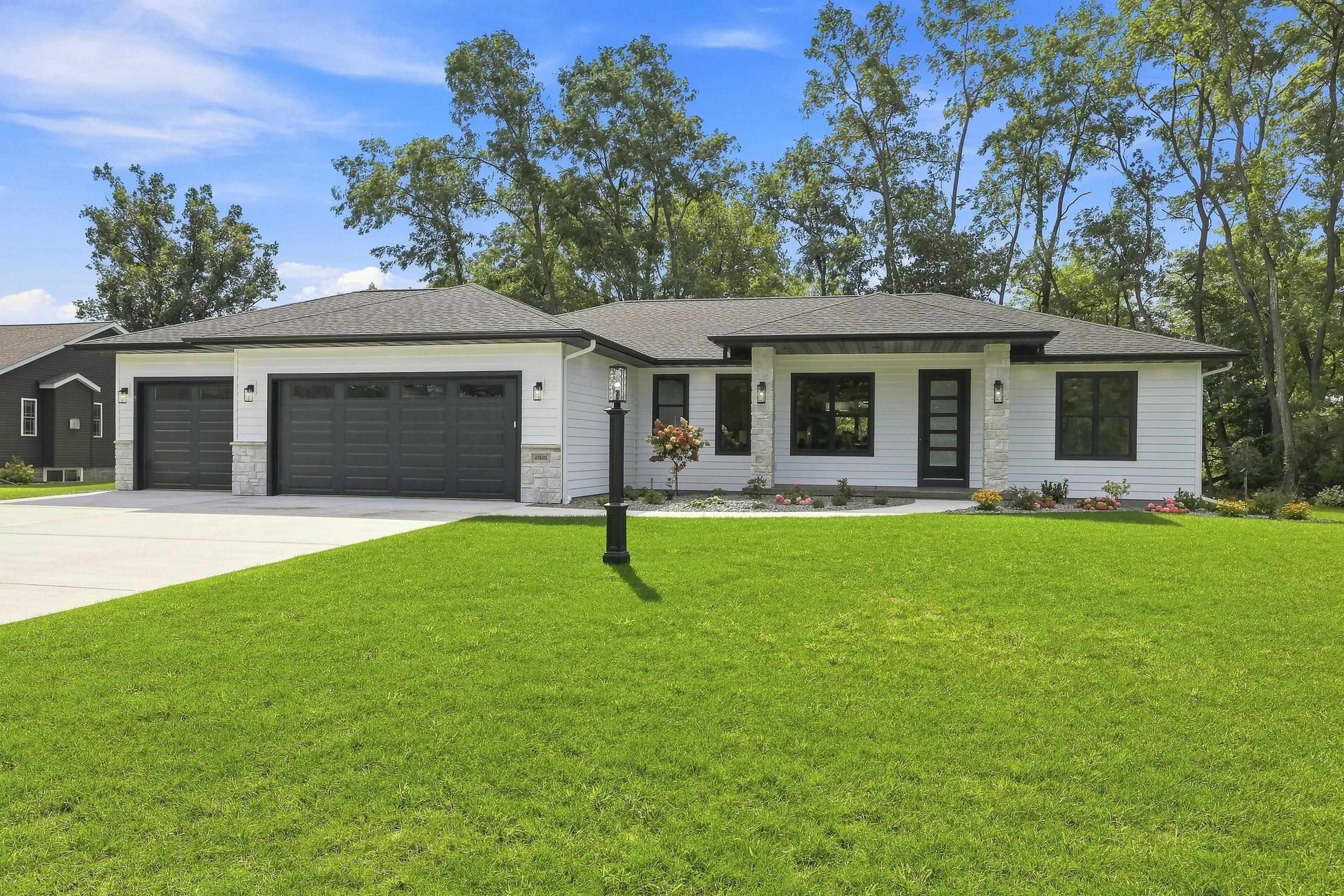 2321 Brooke Lane Property Photo 1