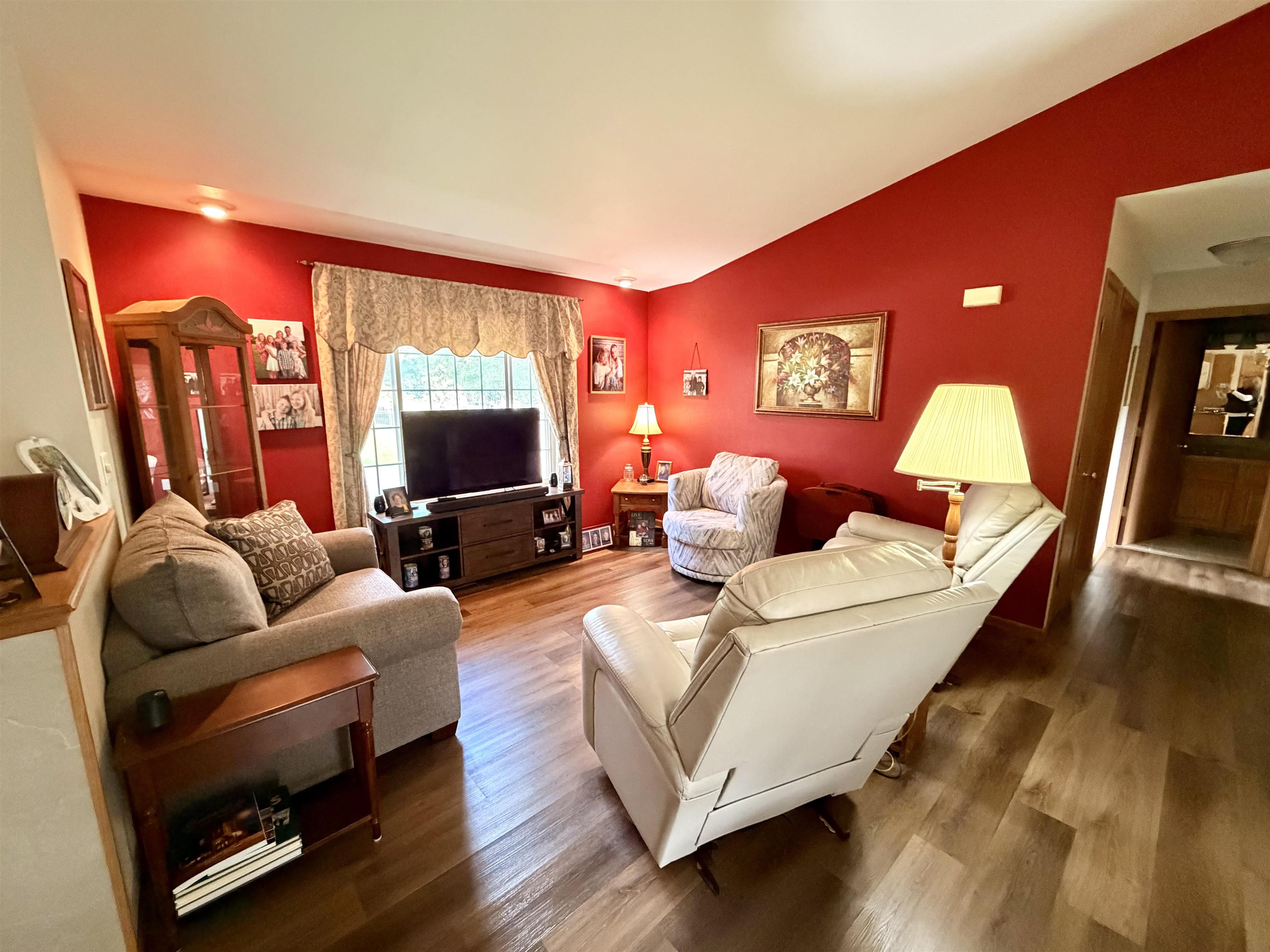 1307 Jackson Street Property Photo 3