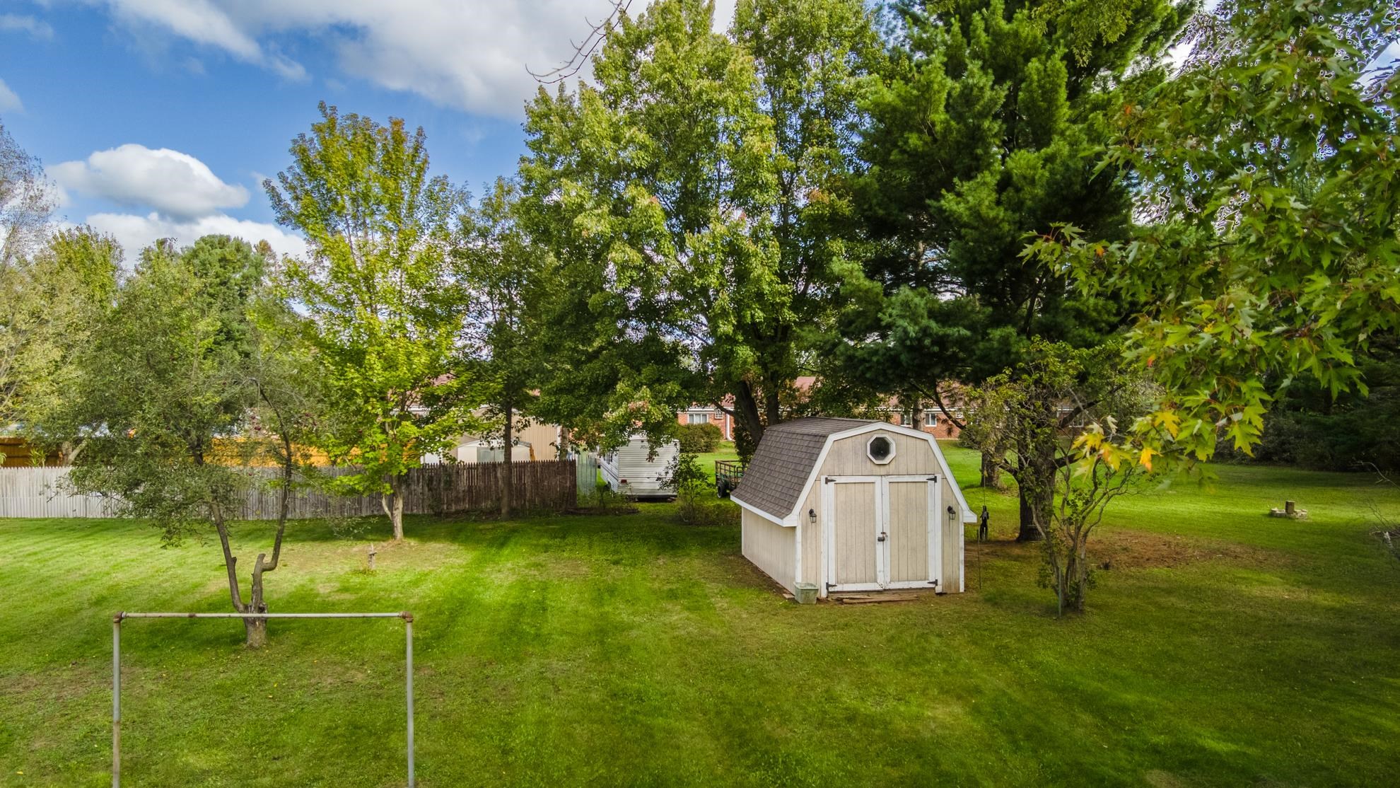 108 E Kort Street Property Photo 6