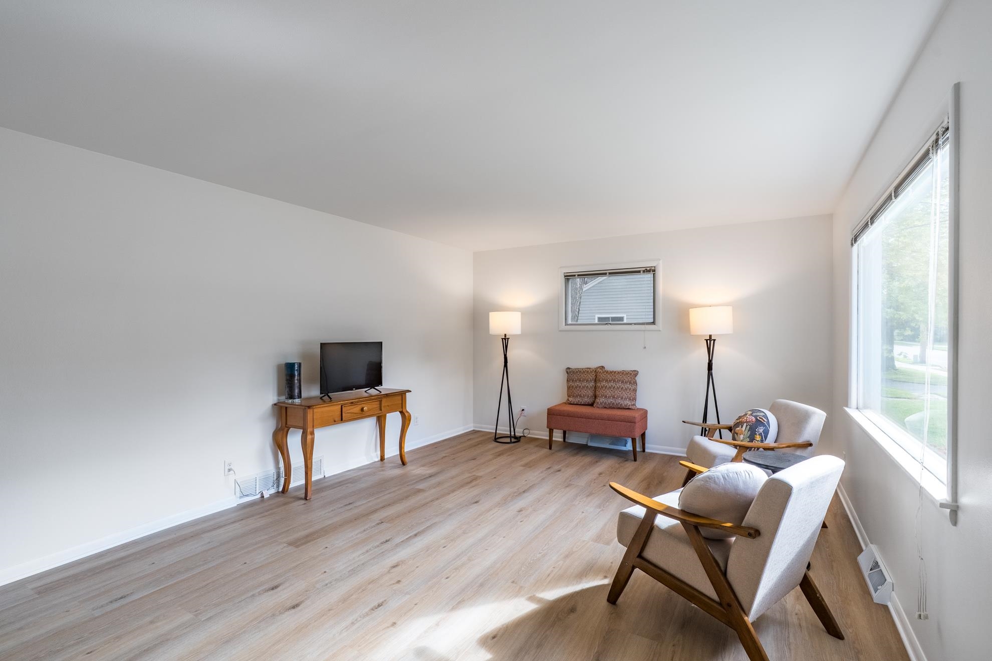 108 E Kort Street Property Photo 8