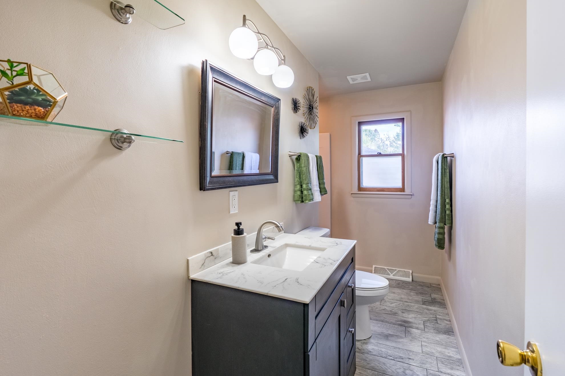 108 E Kort Street Property Photo 25