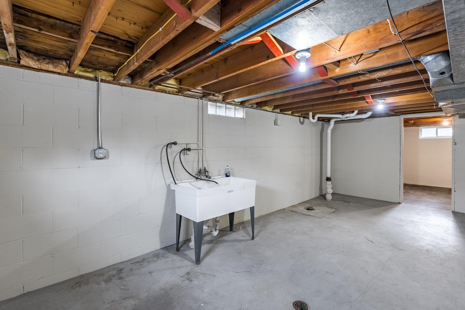 108 E Kort Street Property Photo 40