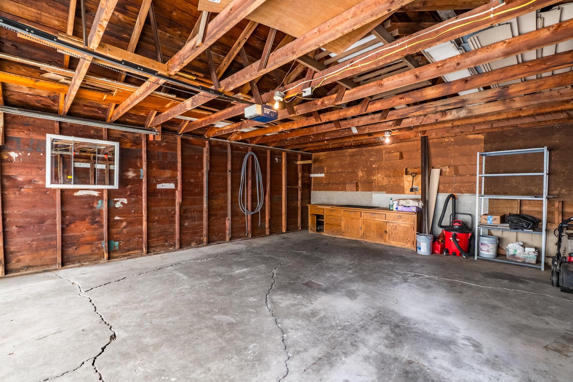 108 E Kort Street Property Photo 45