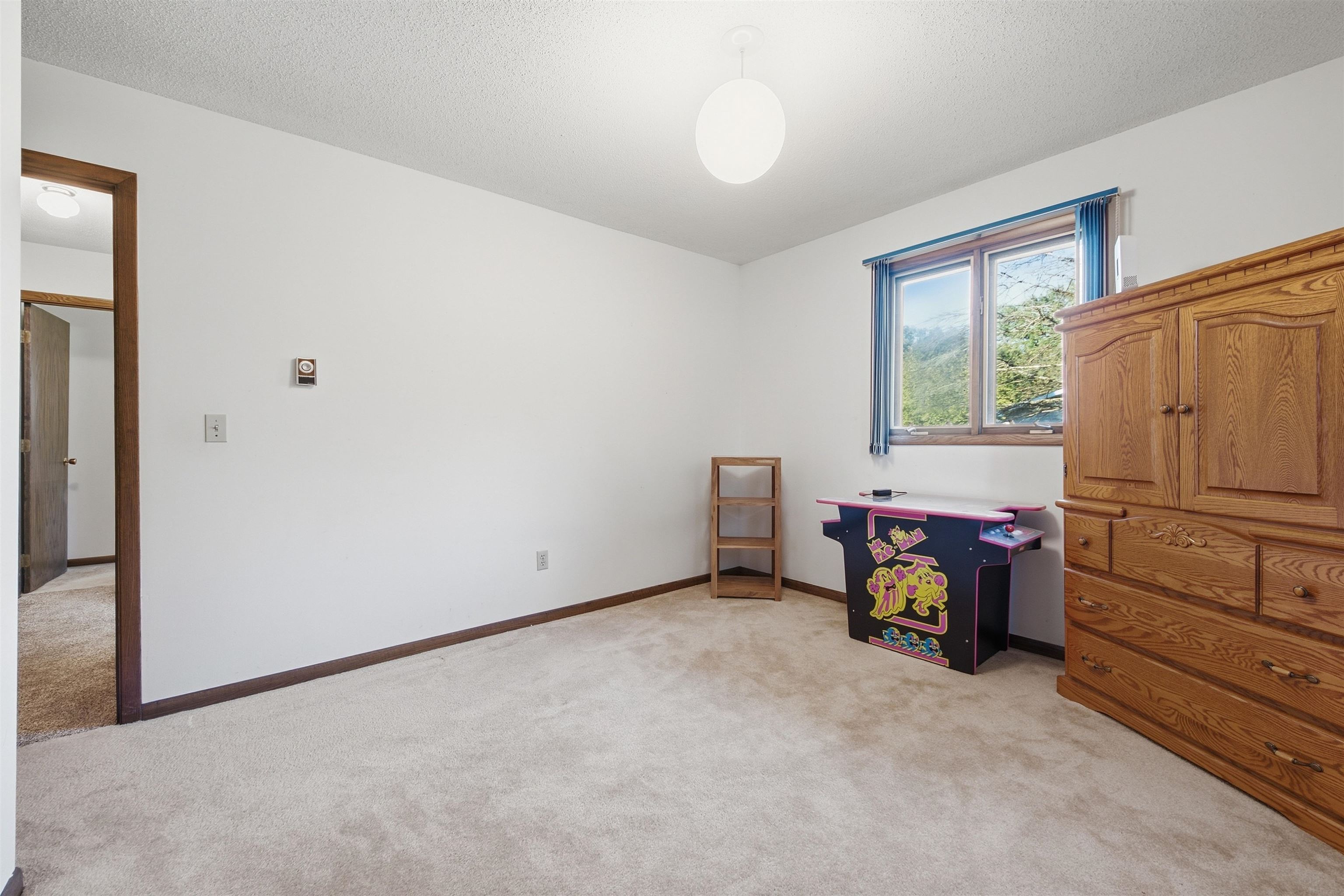 2001 E Blodgett Street Property Photo 27