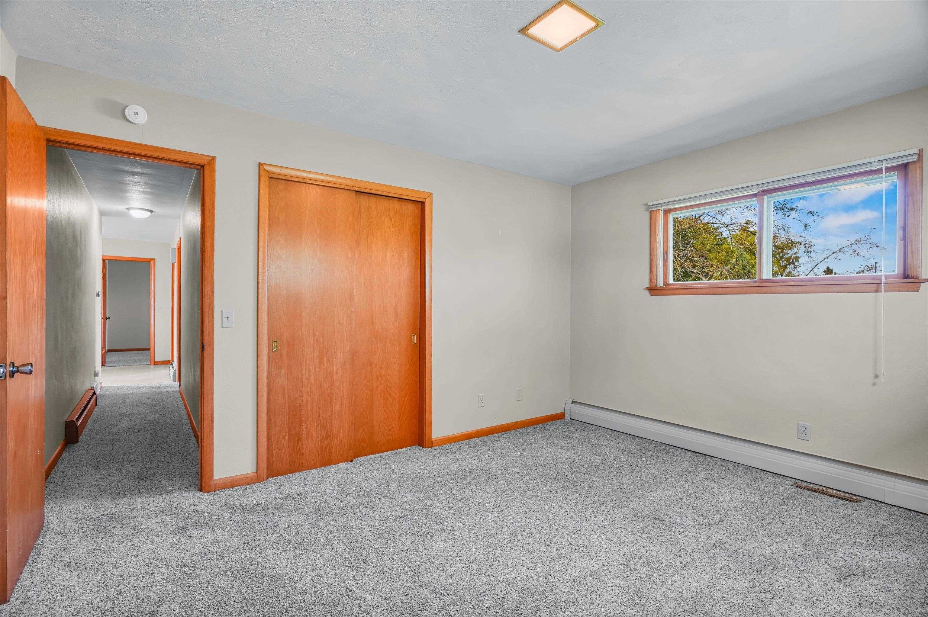 721 W Upham Street Property Photo 17