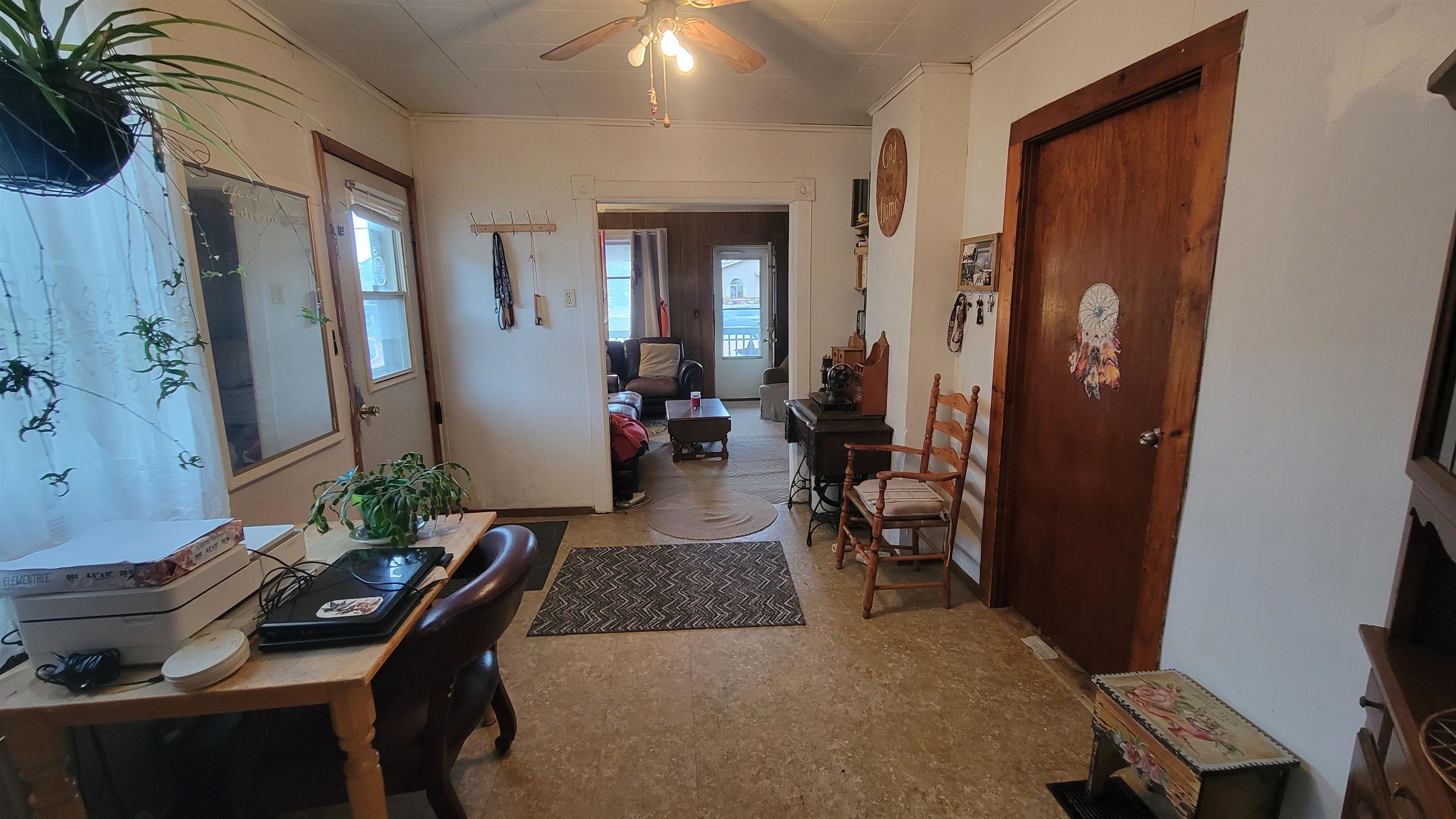 234 Superior Street Property Photo 7