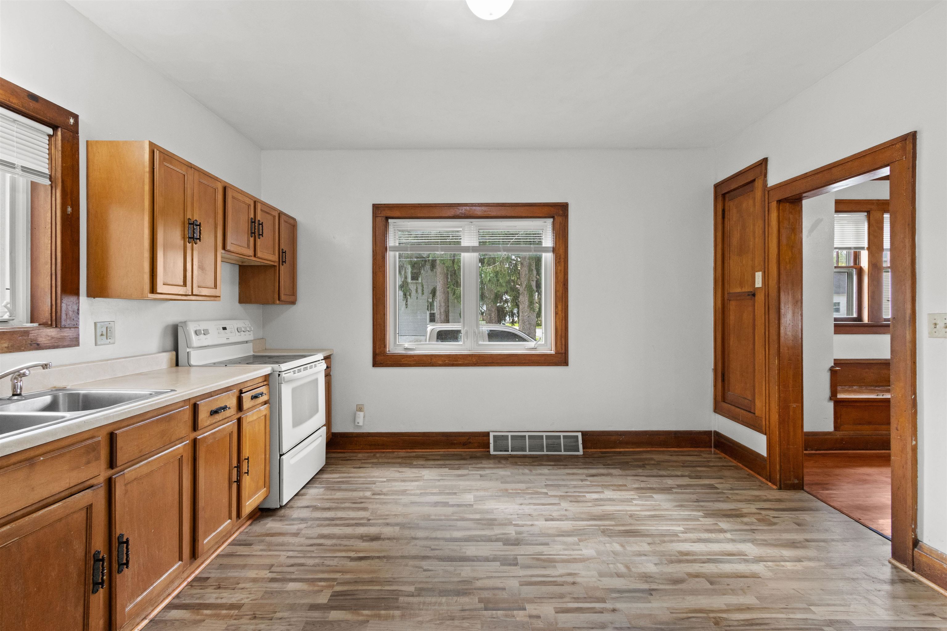205 Frenzel Street Property Photo 5