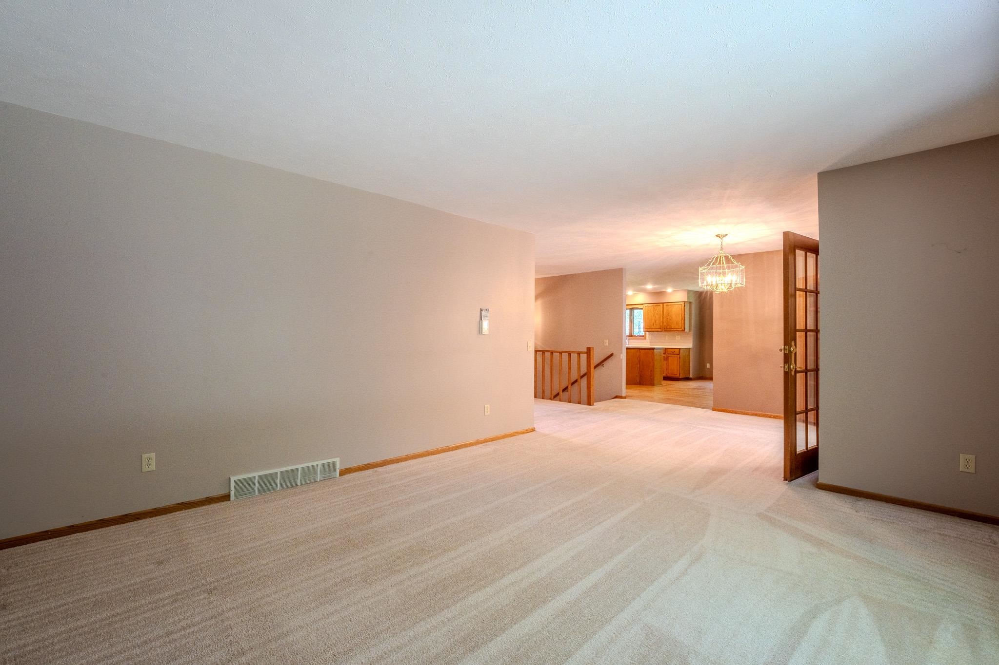 225271 Camellia Street Property Photo 8
