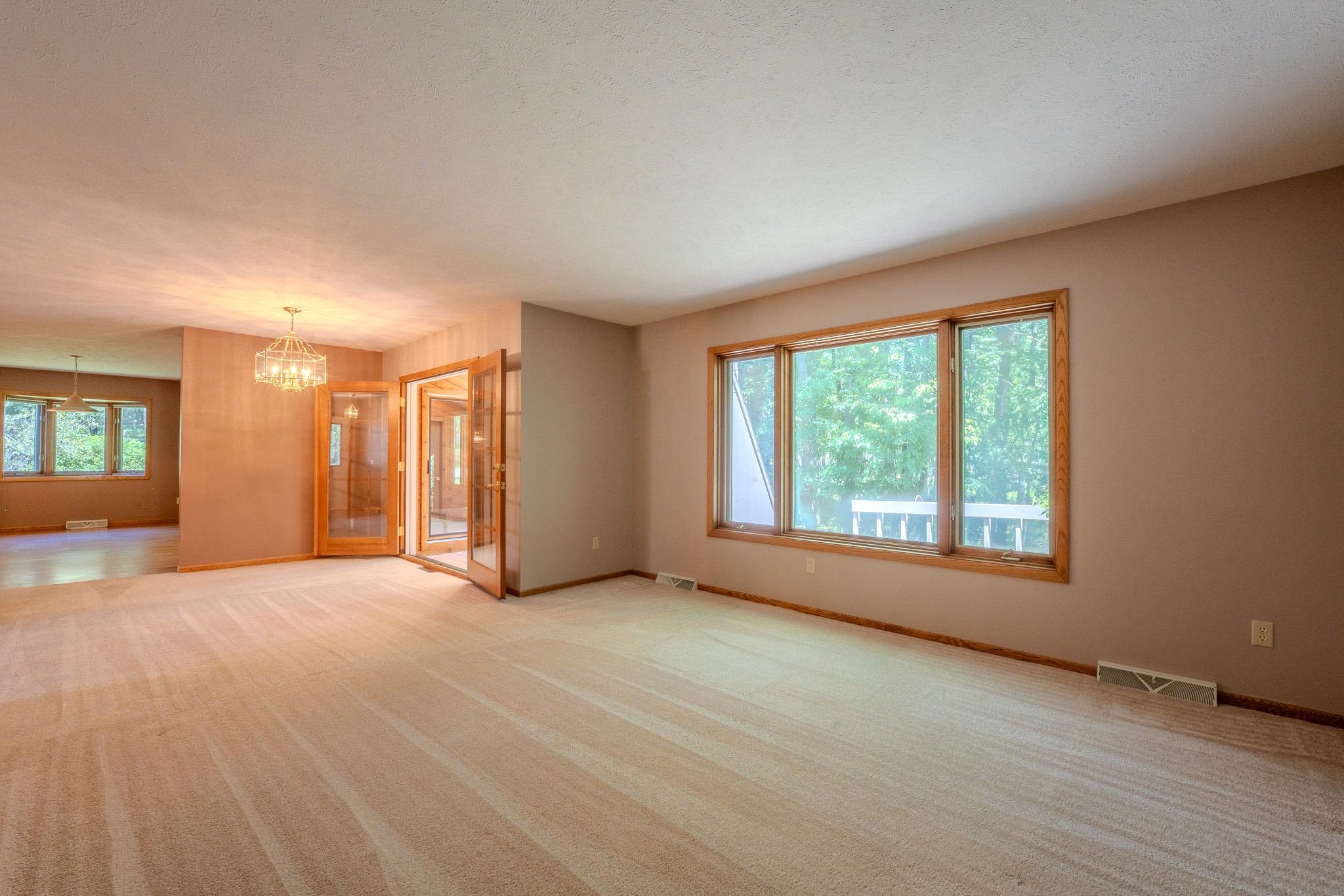 225271 Camellia Street Property Photo 9