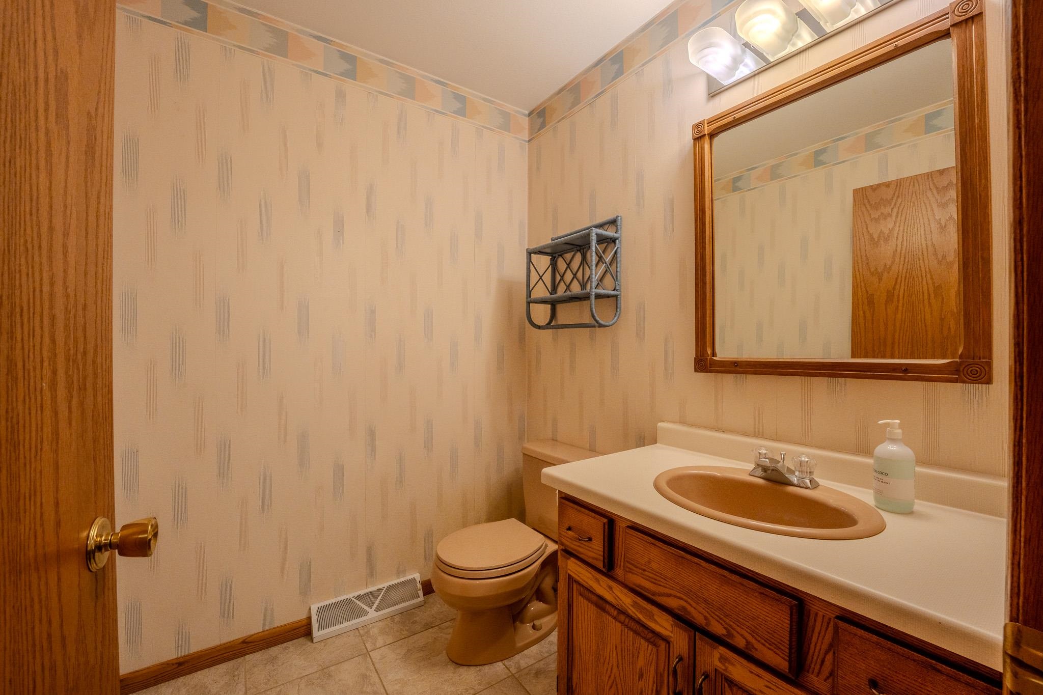 225271 Camellia Street Property Photo 23