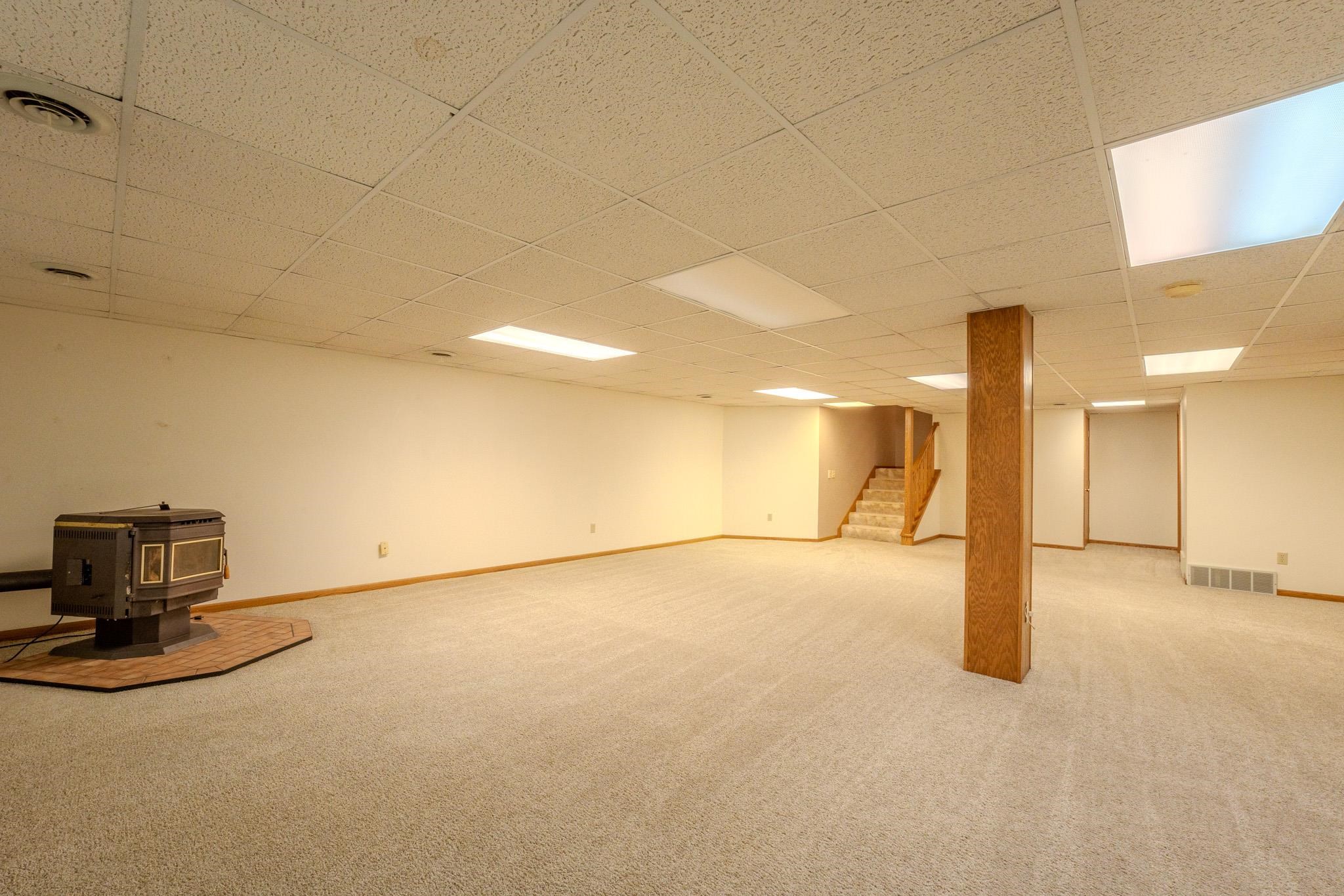 225271 Camellia Street Property Photo 38