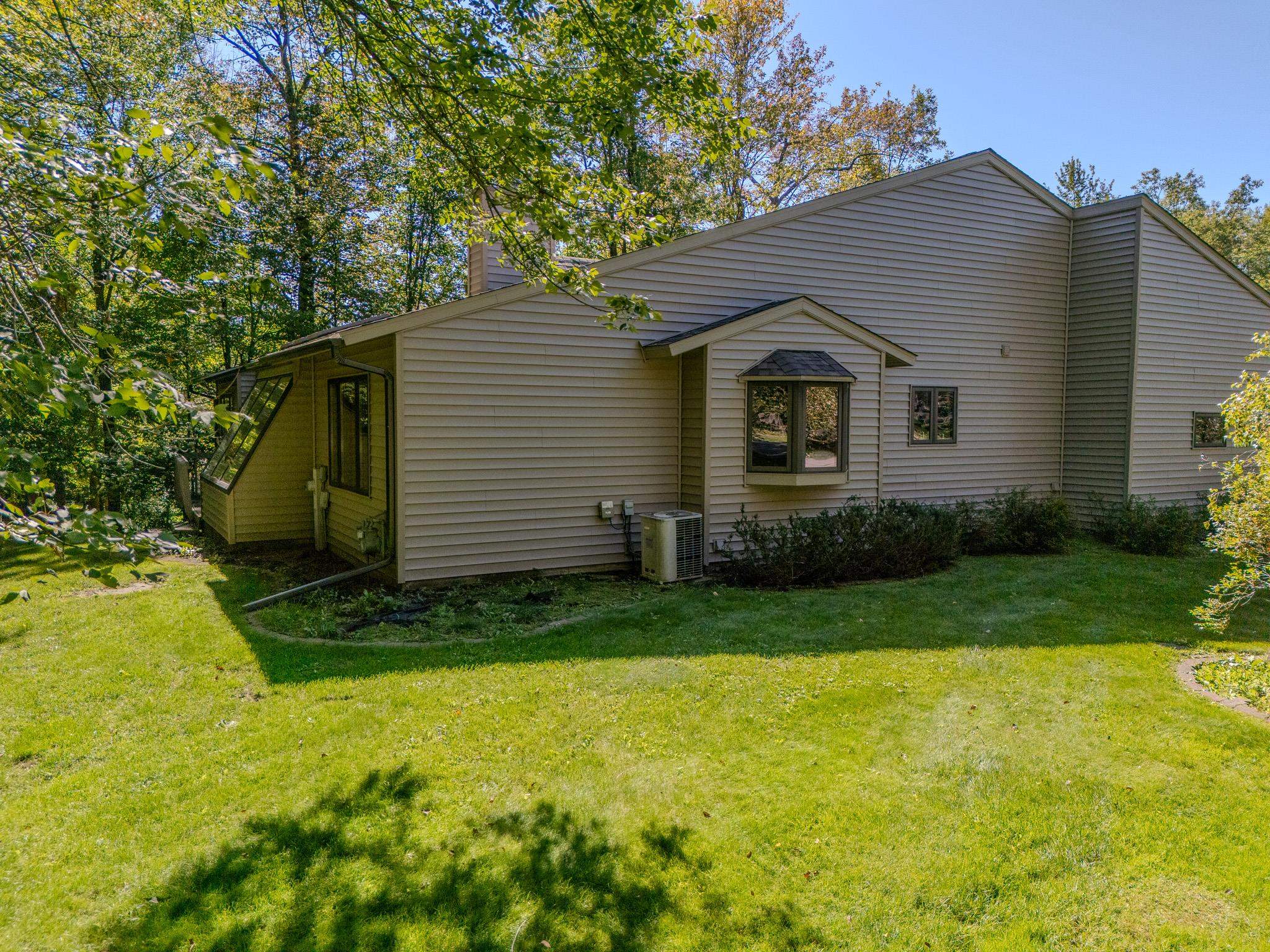 225271 Camellia Street Property Photo 48