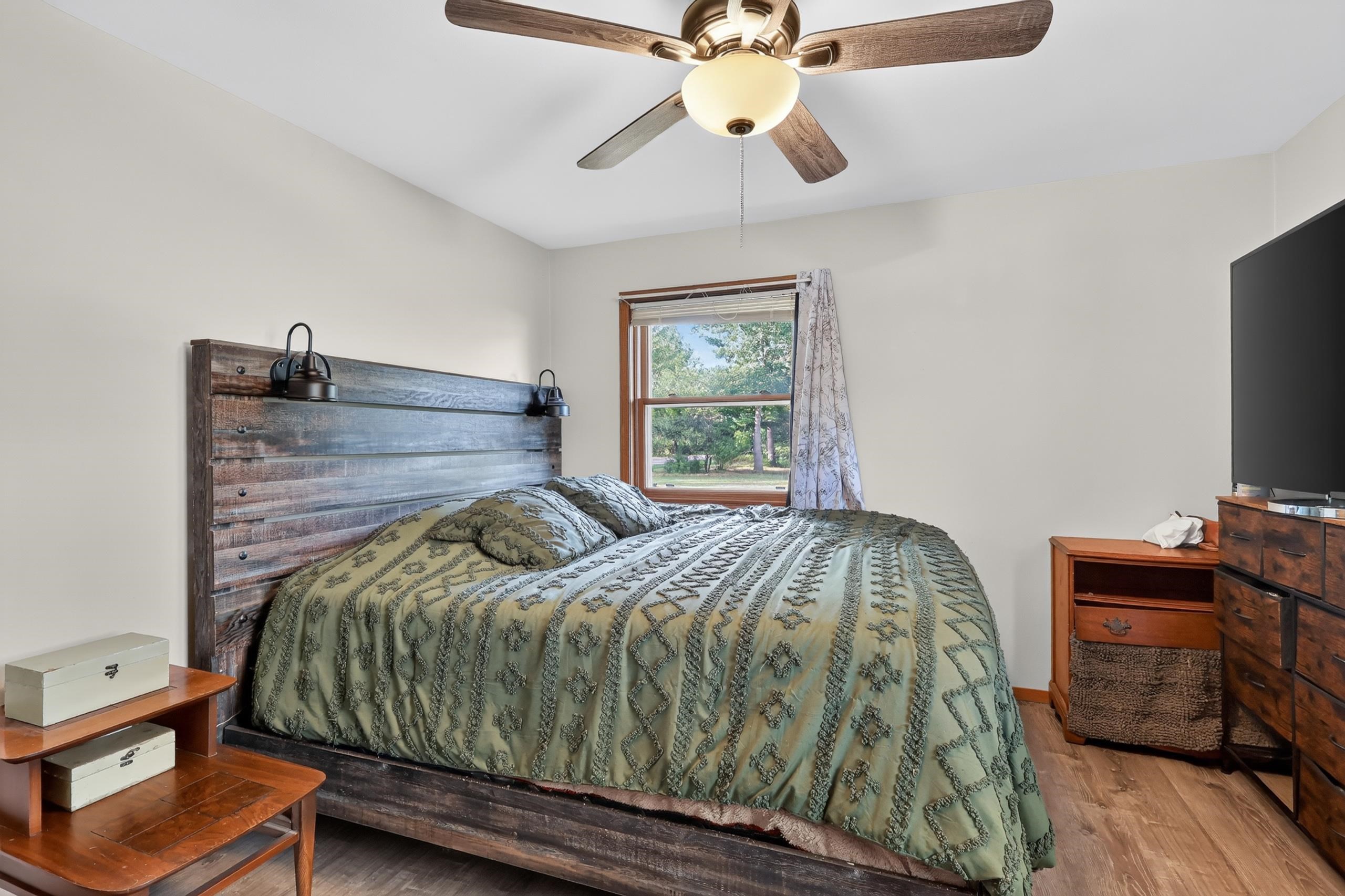 2711 Norton Street Property Photo 18
