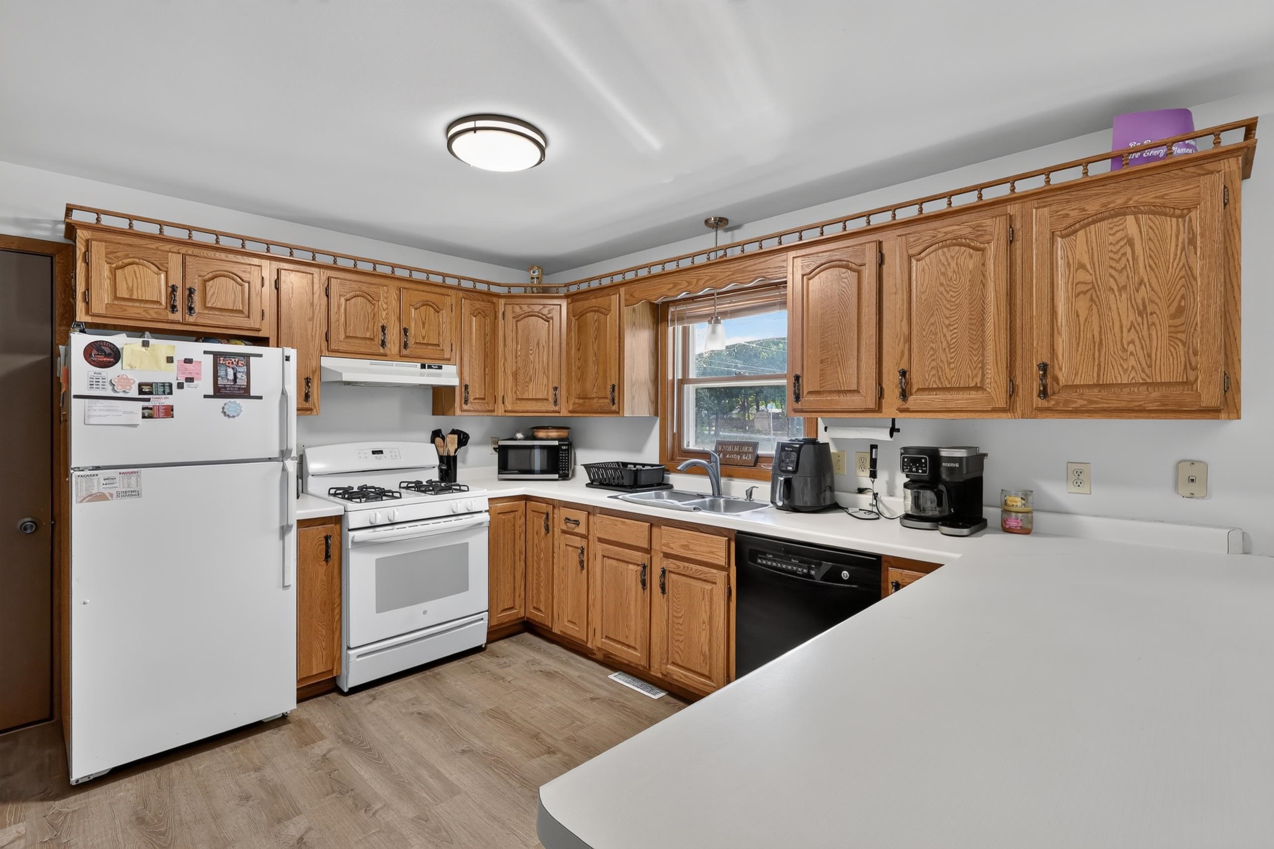 2711 Norton Street Property Photo 29