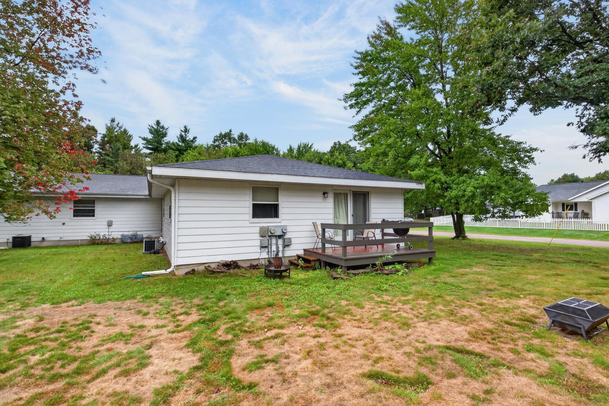 2711 Norton Street Property Photo 45