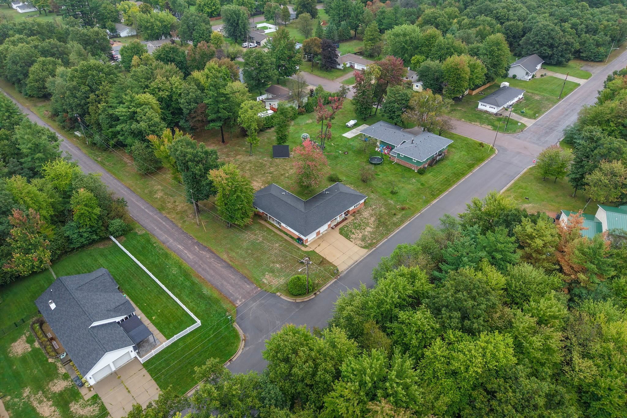 2711 Norton Street Property Photo 52