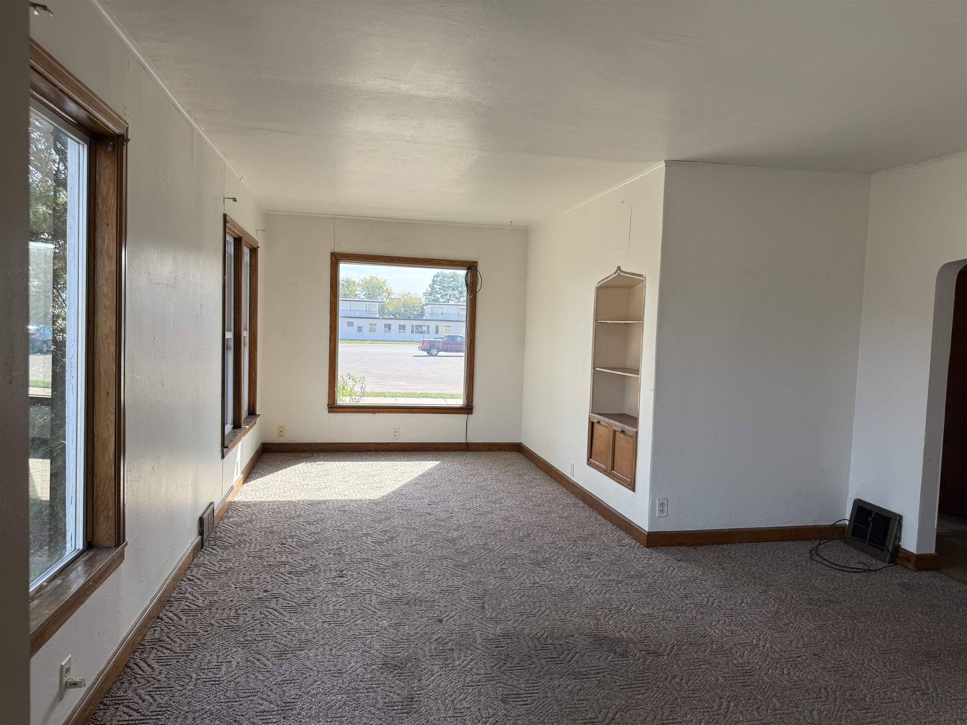 341 S Main Street Property Photo 21