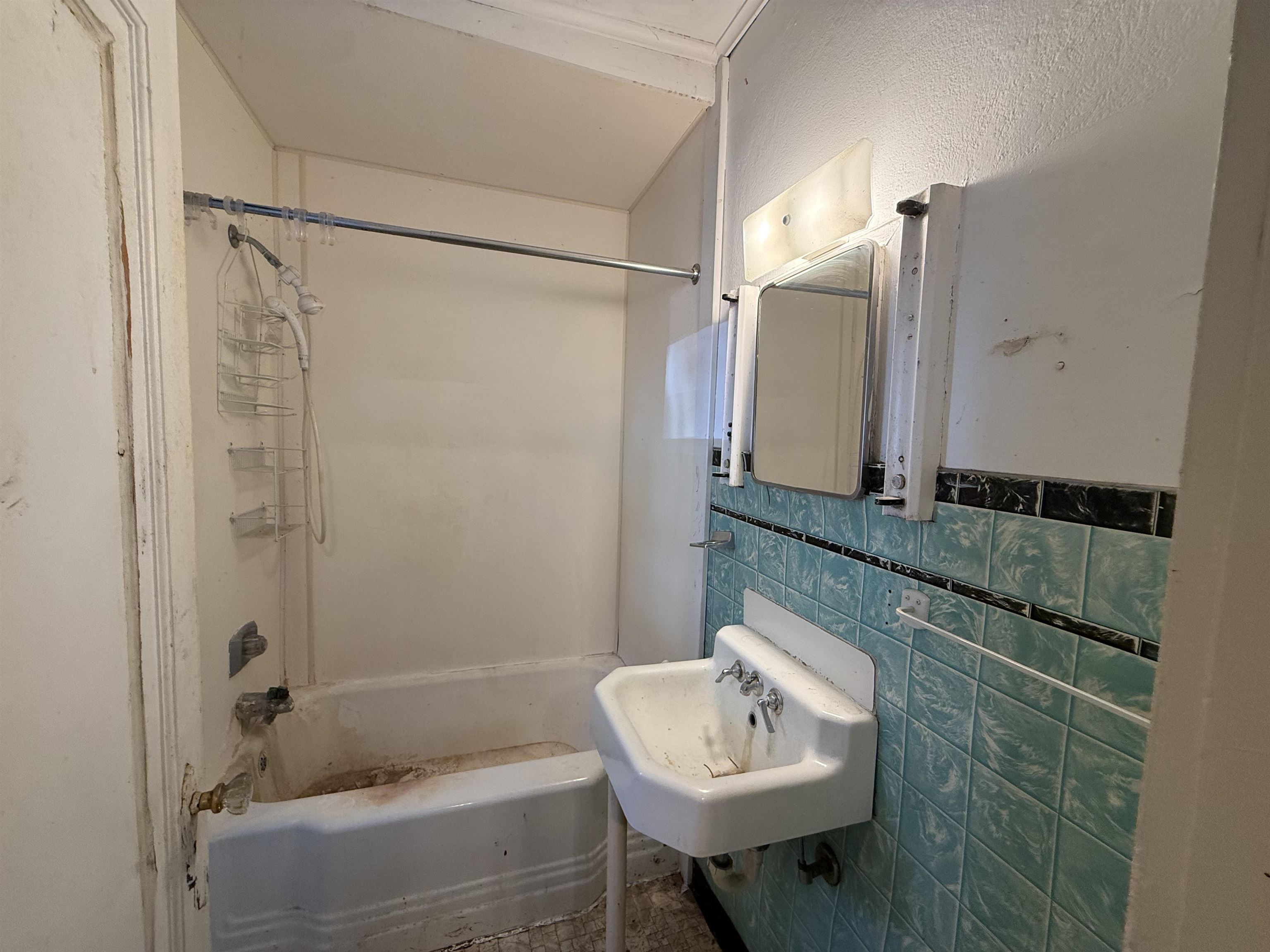 341 S Main Street Property Photo 25