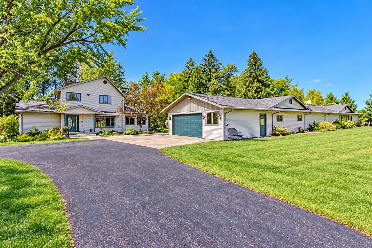 113784 Elm Tree Road Property Photo 1